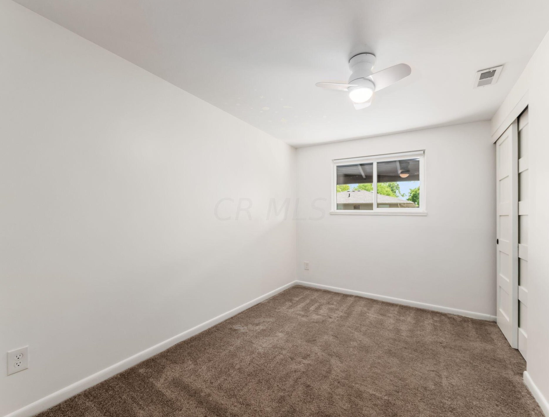 3801 Patricia Dr, Columbus OH 43220-4913 exterior