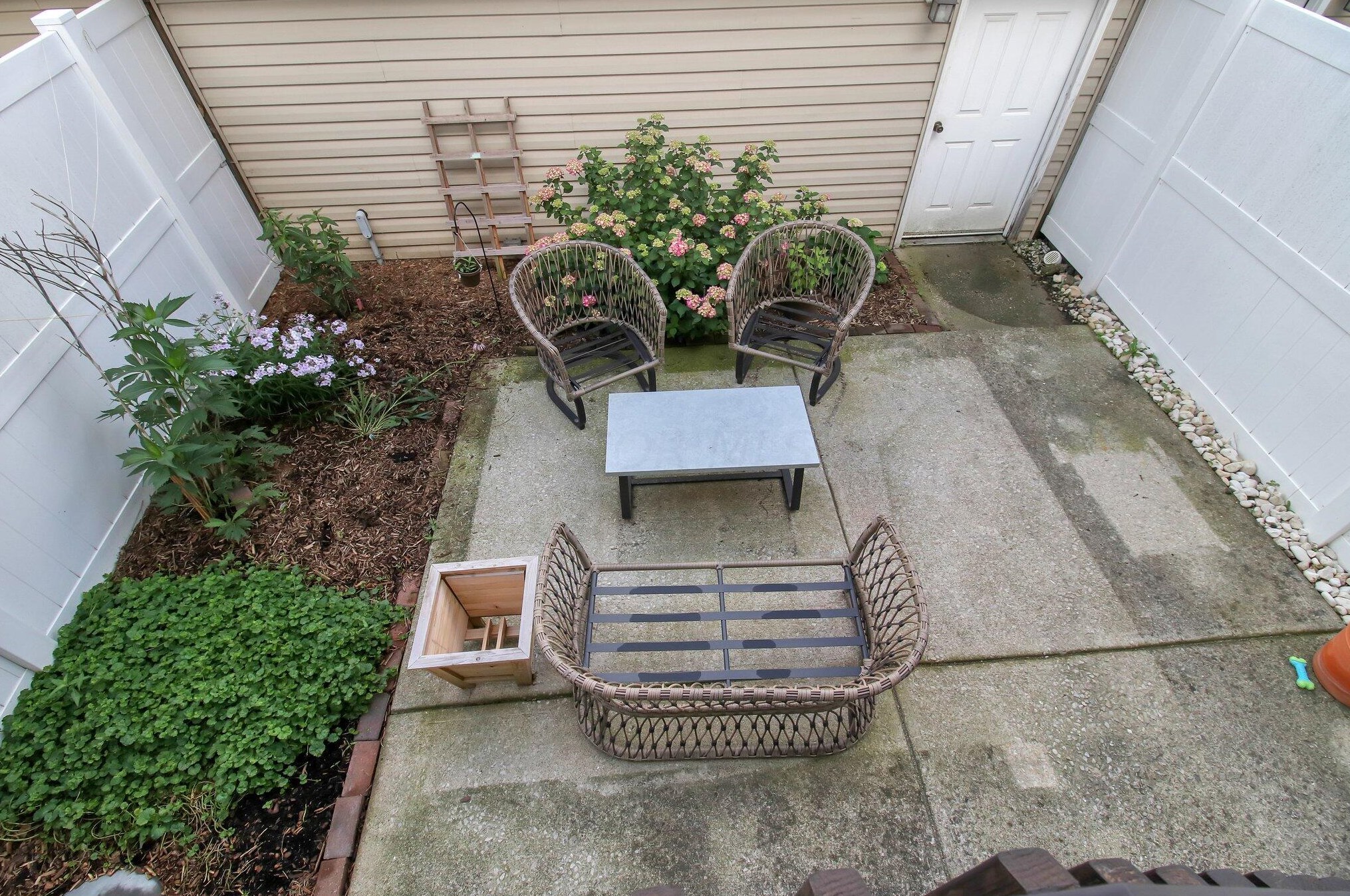 267 Oxford Oak Dr, Blacklick OH  43004-8458 exterior