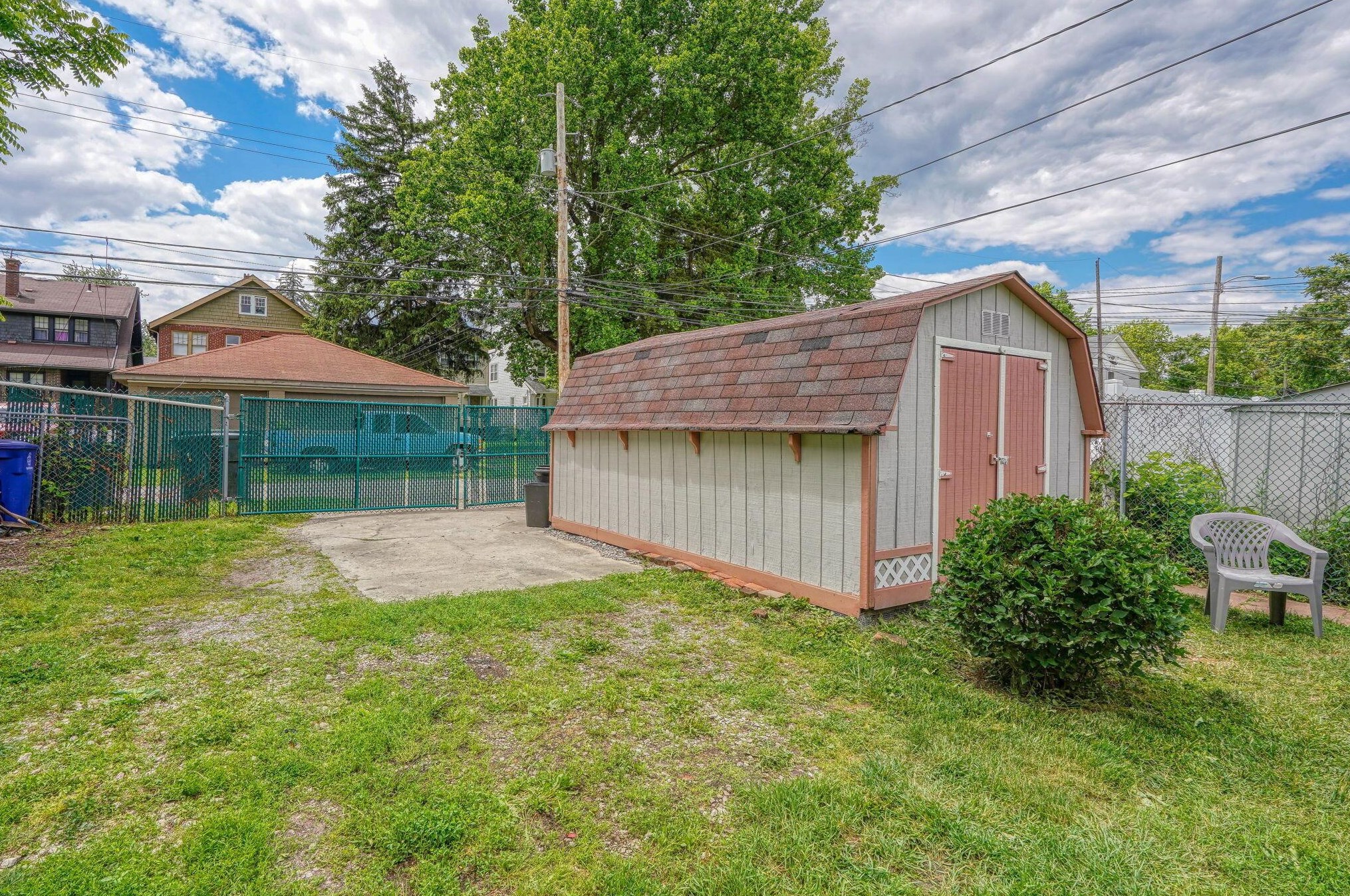 1155 Champion Ave, Columbus OH  43206-3025 exterior