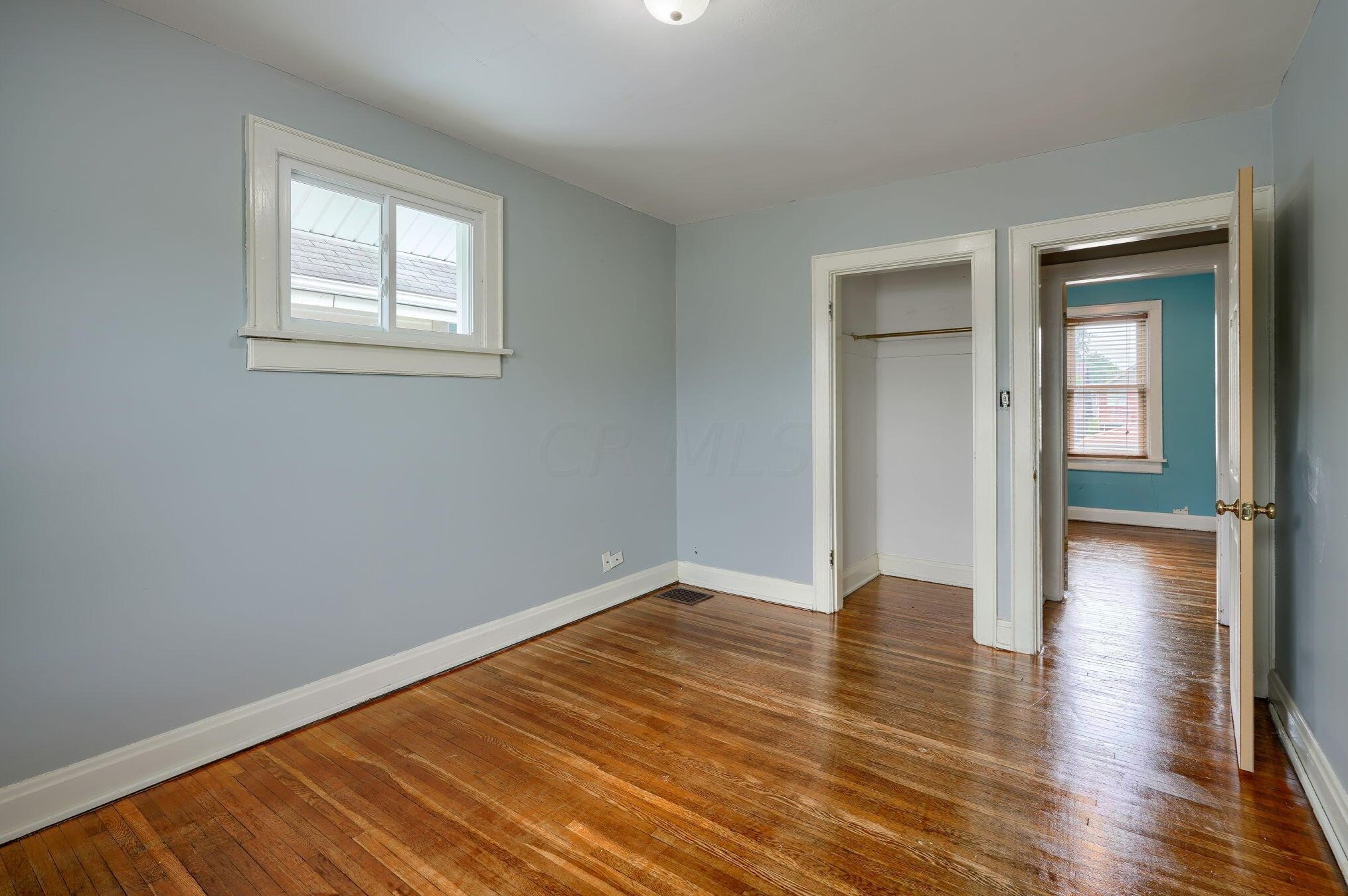 1155 Champion Ave, Columbus OH  43206-3025 exterior