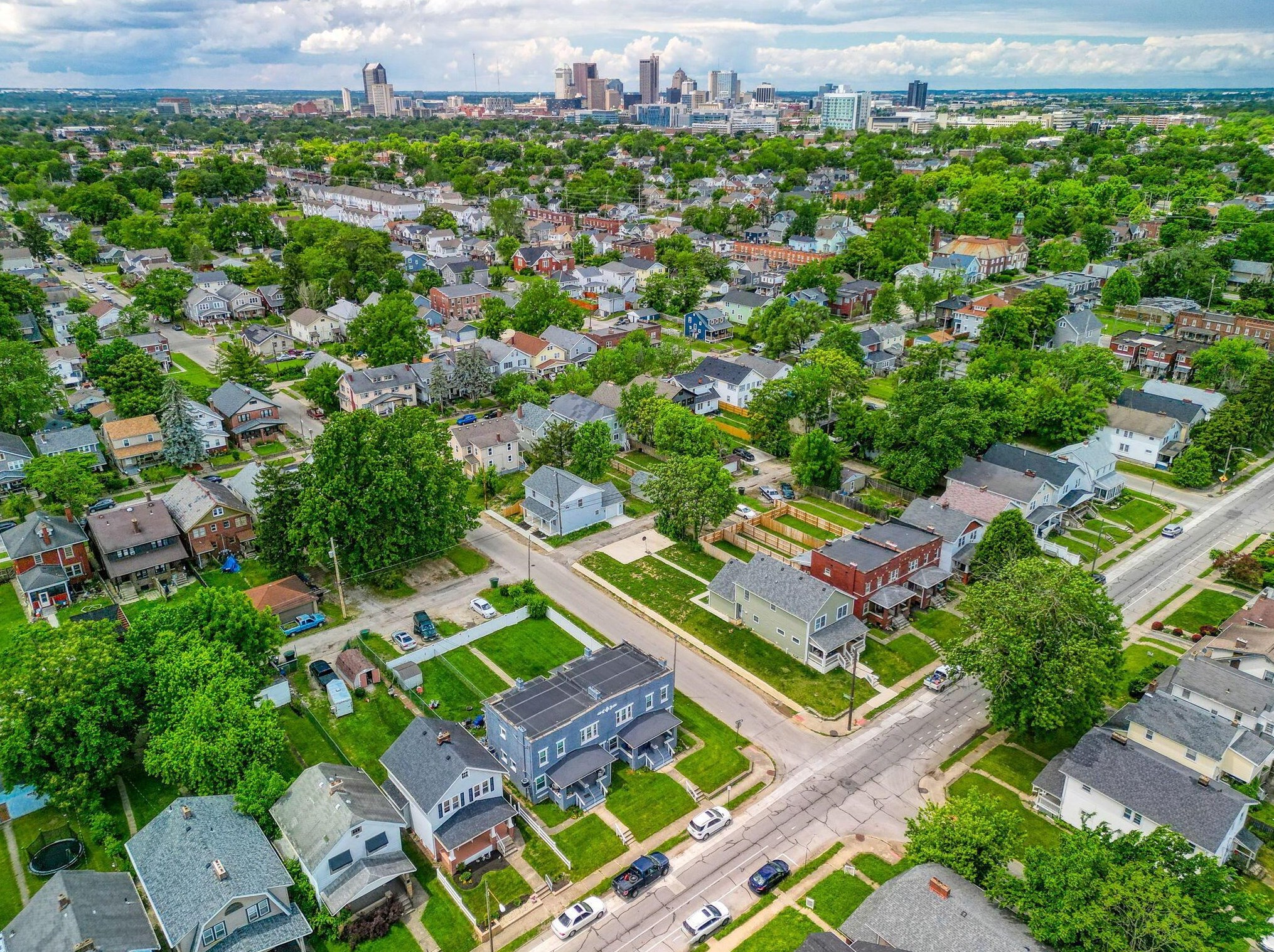 1155 Champion Ave, Columbus OH  43206-3025 exterior