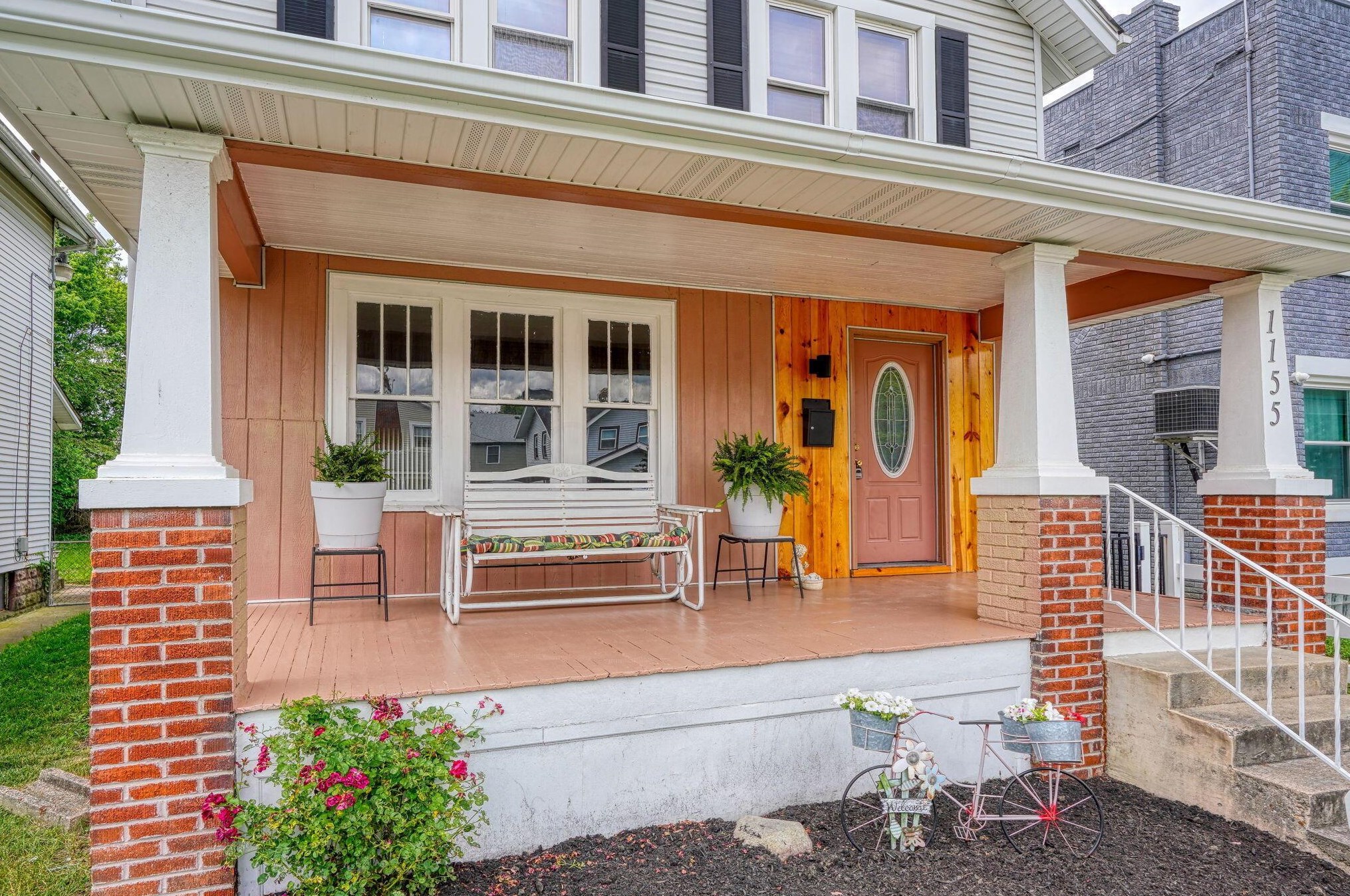 1155 Champion Ave, Columbus OH  43206-3025 exterior