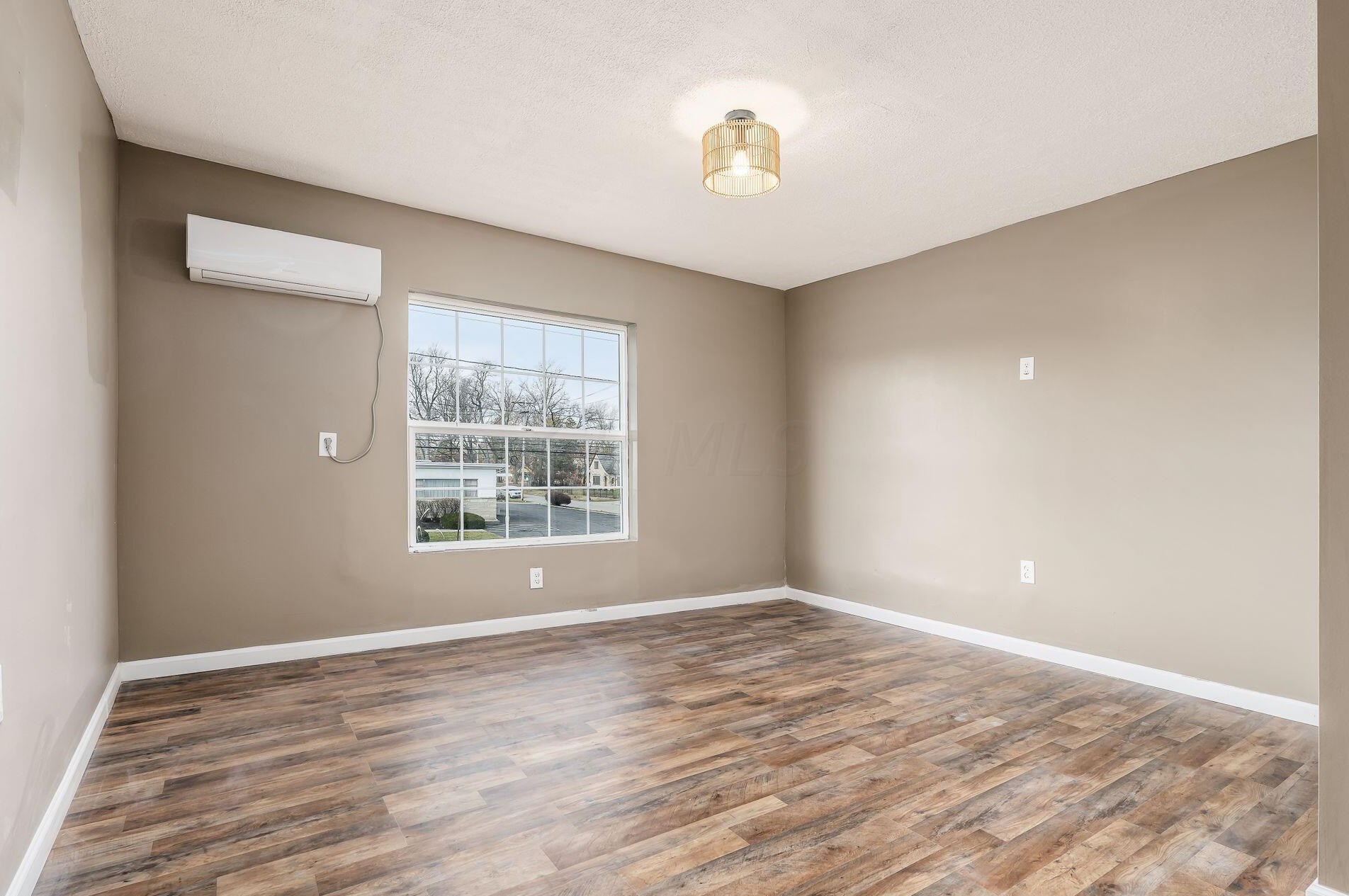 2738 Cleveland Ave, Columbus OH  exterior