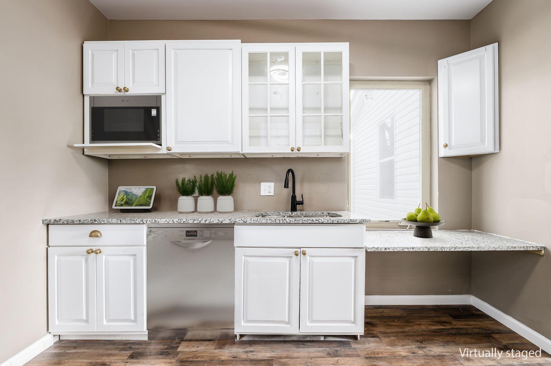 2738 Cleveland Ave, Columbus OH  exterior