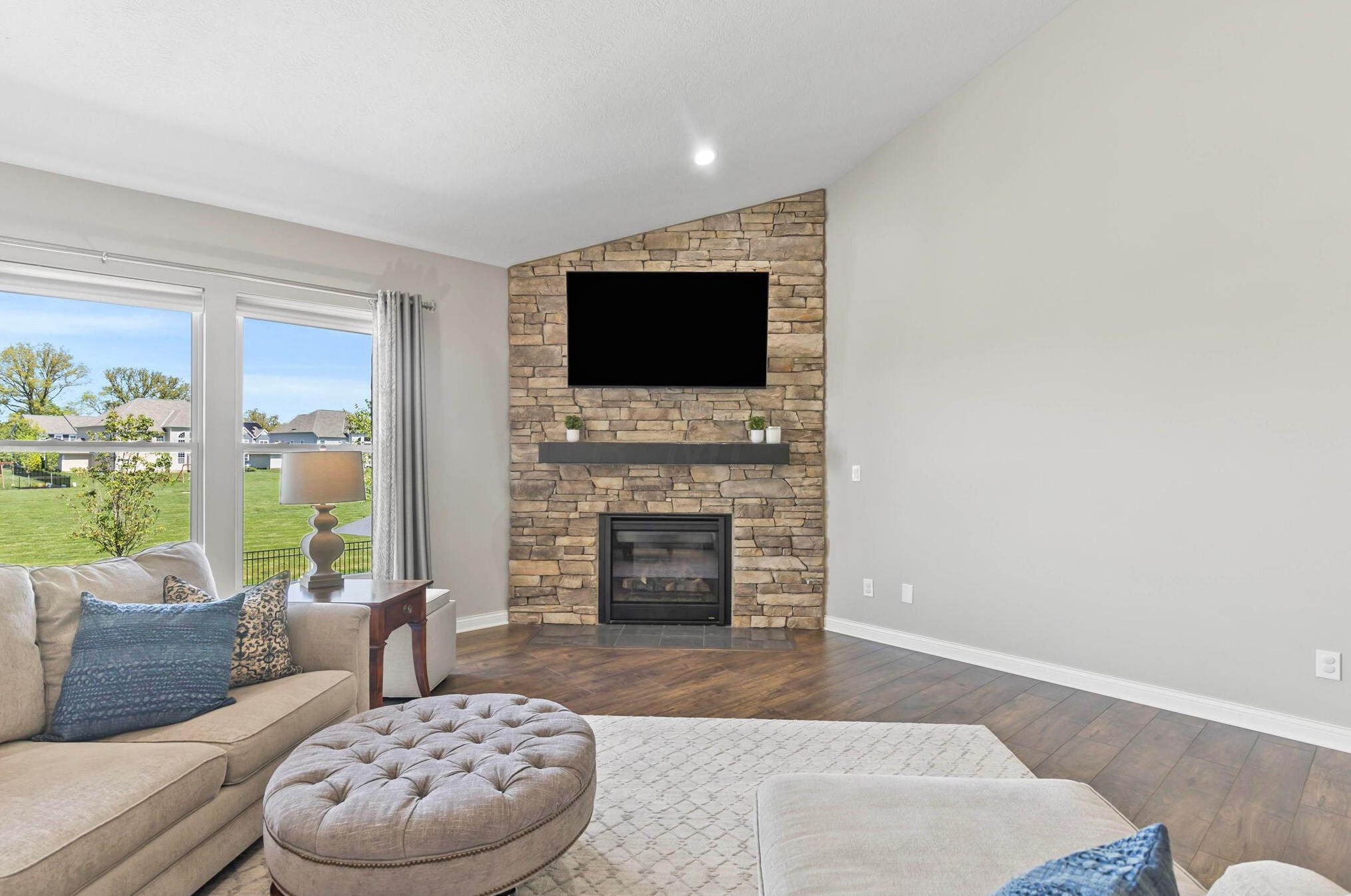 4755 Royal Birkdale Dr, Westerville OH  43082 exterior