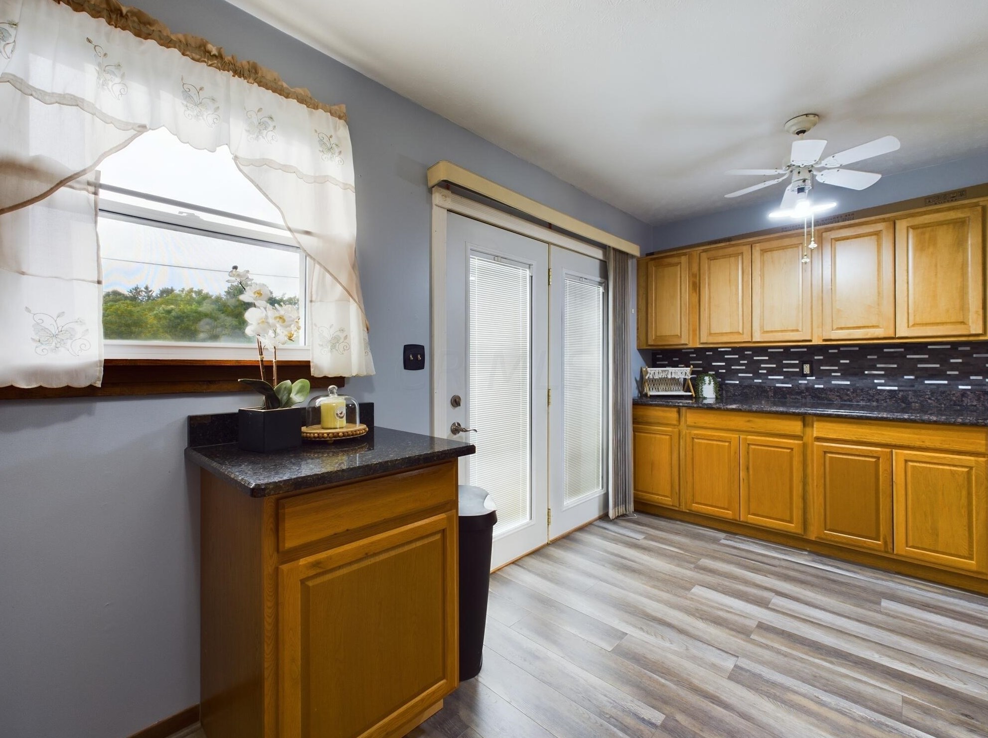 565 Shasta Dr, Lancaster OH  43130-2273 exterior