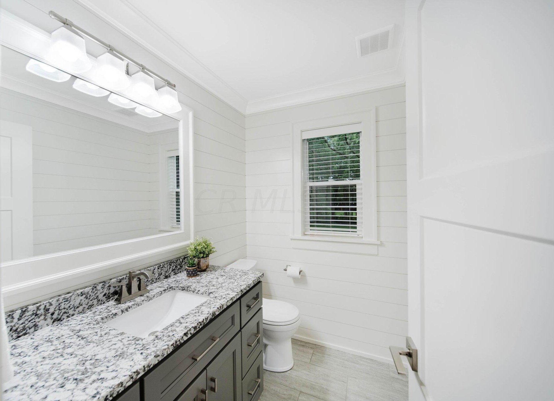 2621 Wickliffe Rd, Columbus OH 43221-1838 exterior