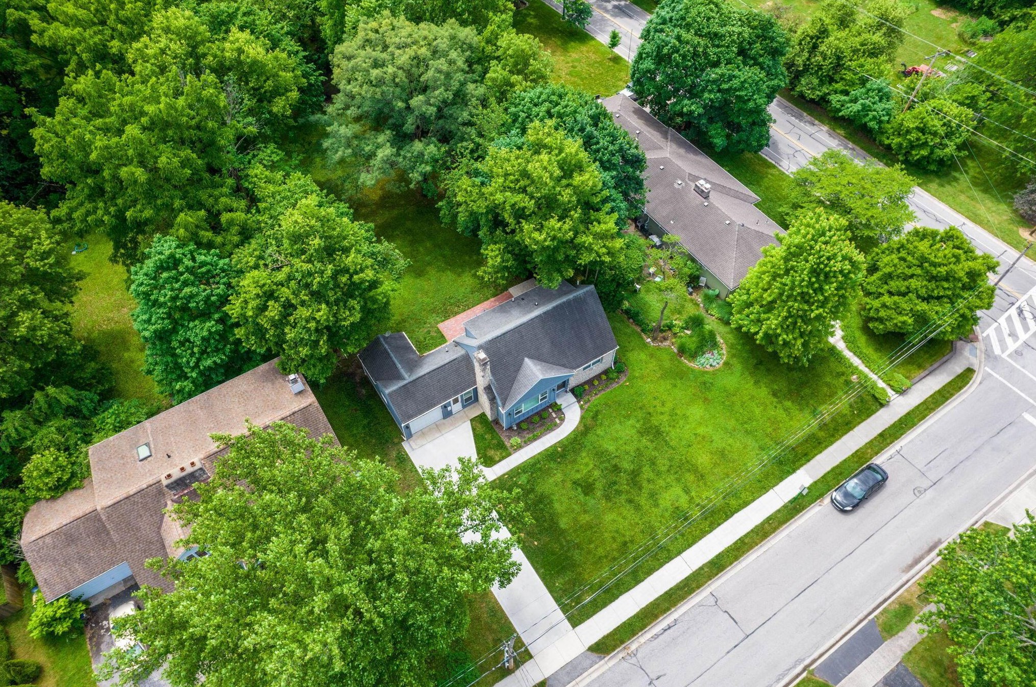 2621 Wickliffe Rd, Columbus OH 43221-1838 exterior