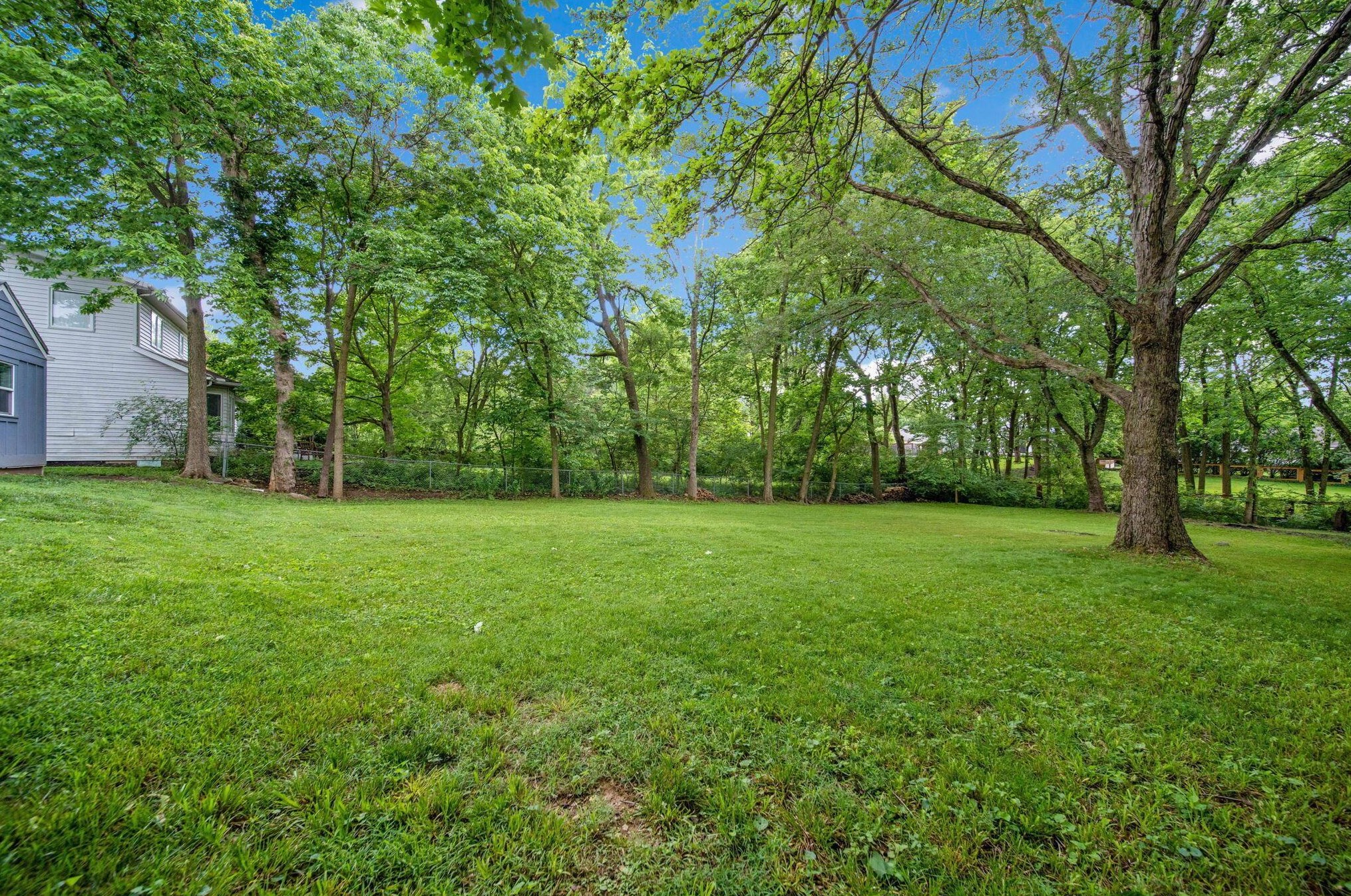 2621 Wickliffe Rd, Columbus OH 43221-1838 exterior