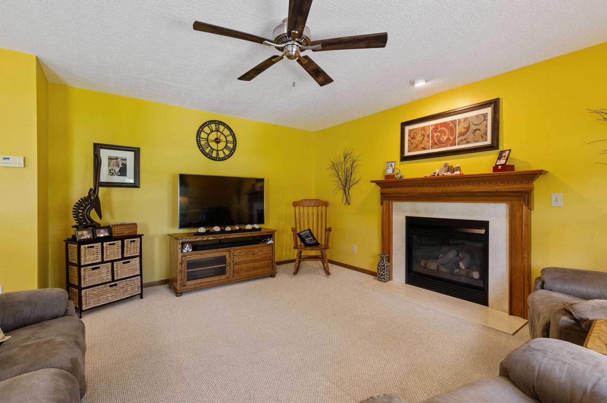 14501 Walnut Crk, Ashville OH  43103-9351 exterior