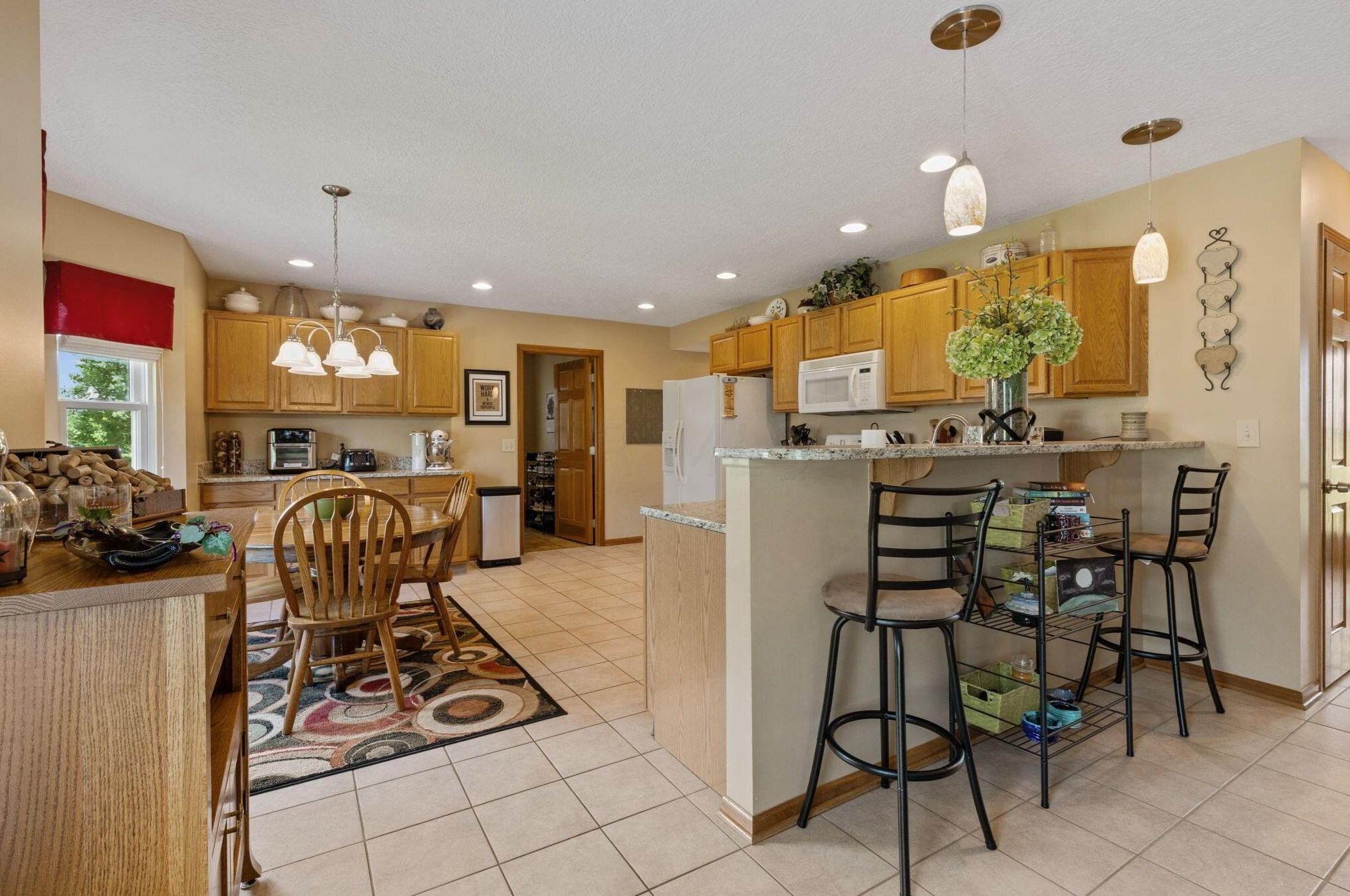 14501 Walnut Crk, Ashville OH  43103-9351 exterior