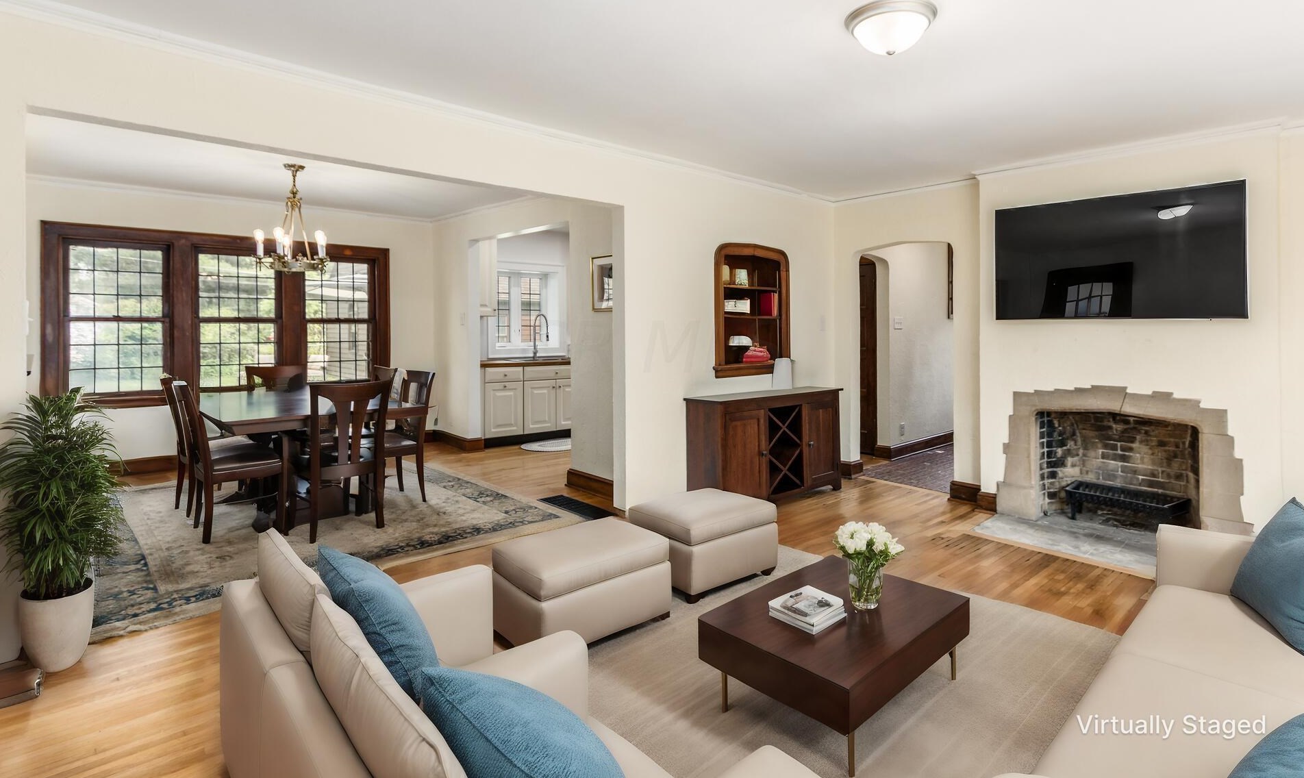 241 Nelson Rd, Columbus OH 43205-3301 exterior