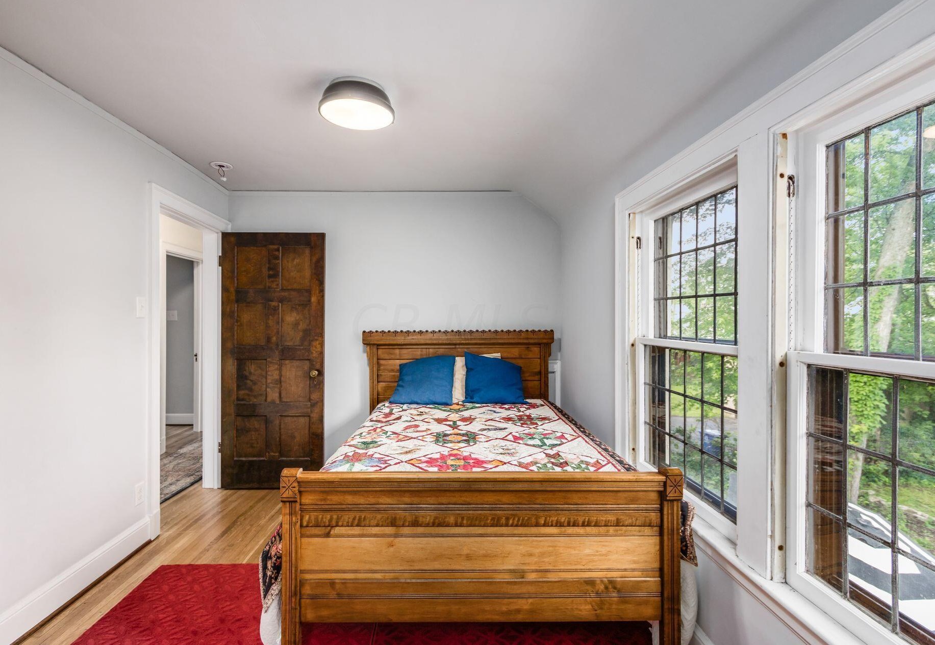 241 Nelson Rd, Columbus OH 43205-3301 exterior