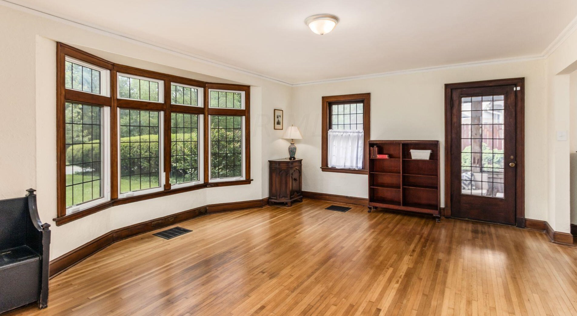 241 Nelson Rd, Columbus OH 43205-3301 exterior