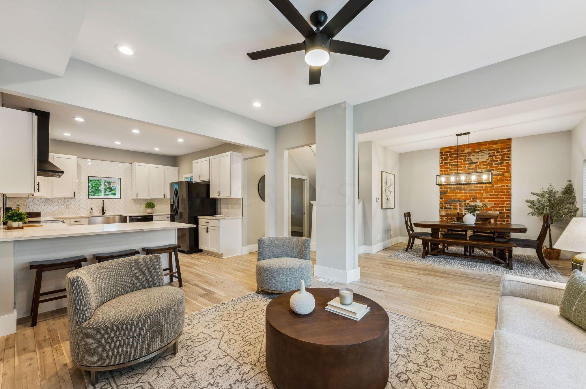 337 Linwood Ave, Columbus OH 43207-1430 exterior