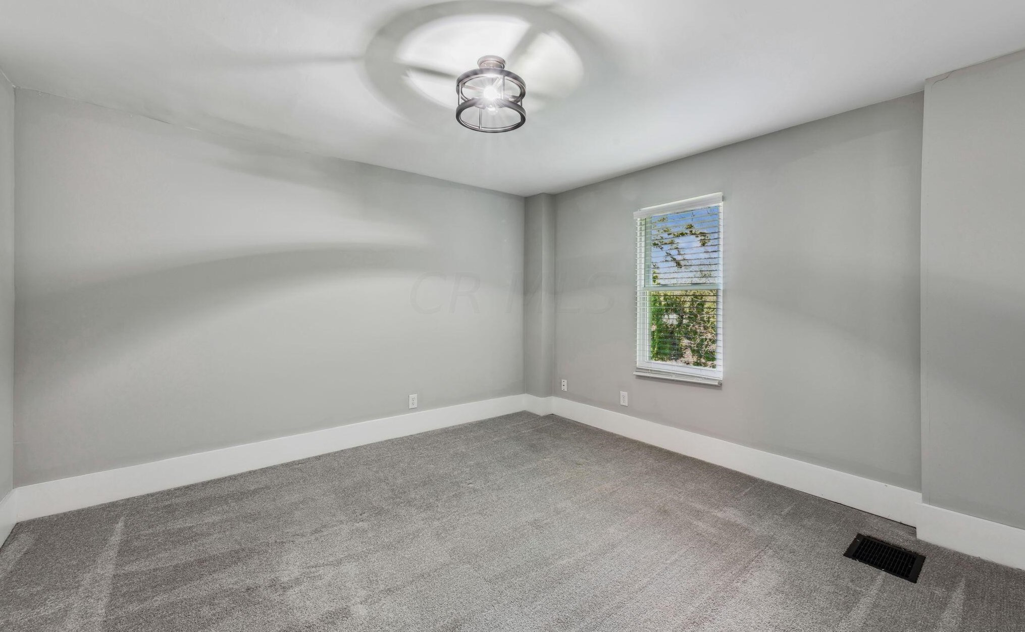 337 Linwood Ave, Columbus OH 43207-1430 exterior