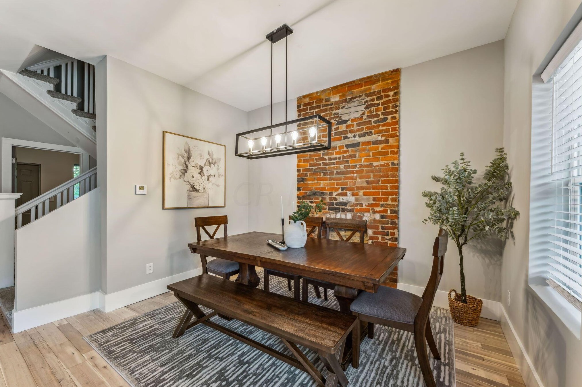 337 Linwood Ave, Columbus OH 43207-1430 exterior