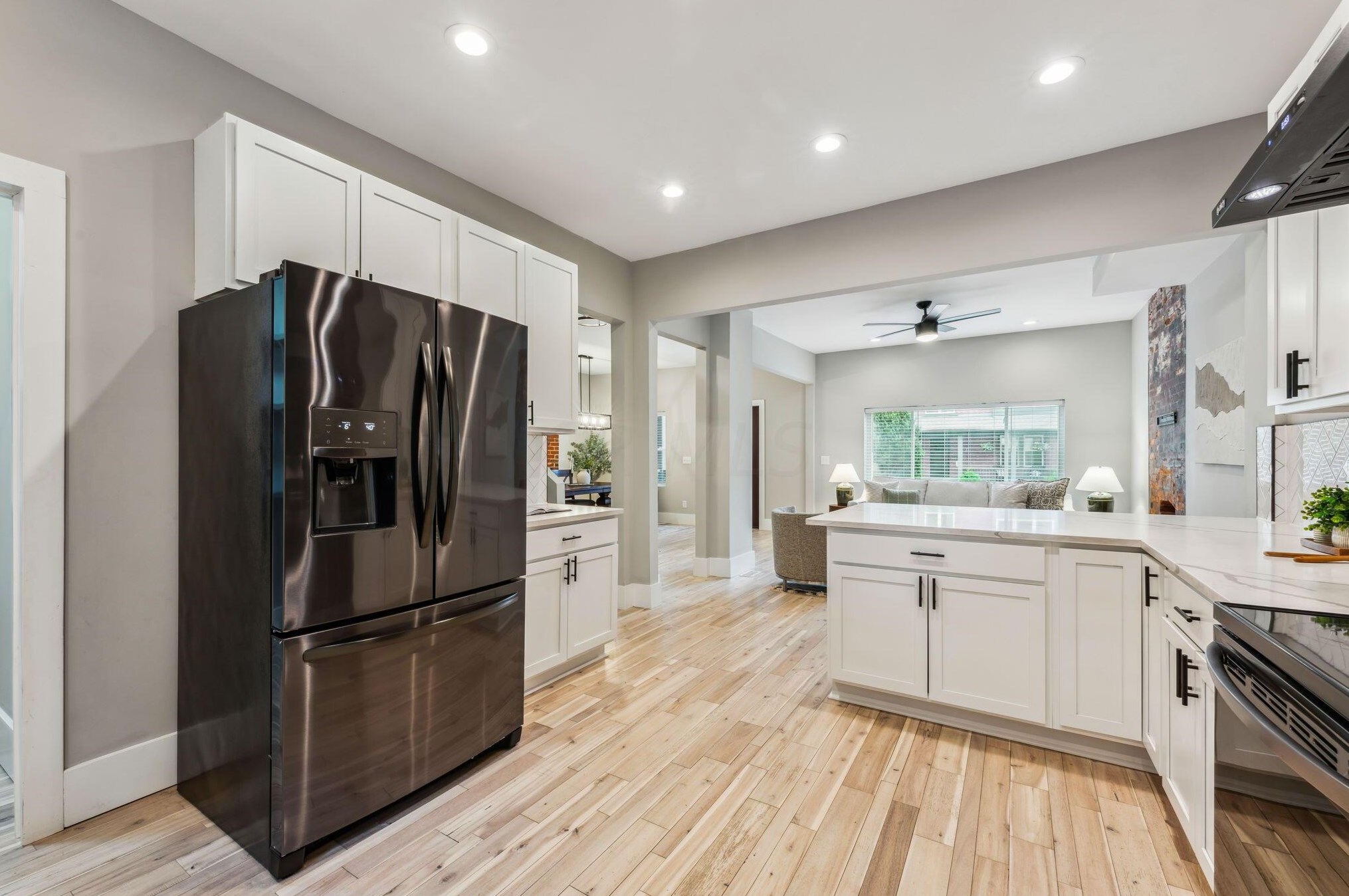 337 Linwood Ave, Columbus OH 43207-1430 exterior