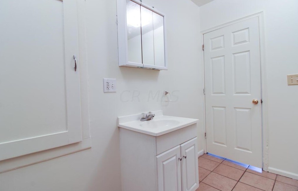 182 Grand Ave, Marion OH  43302-4302 exterior