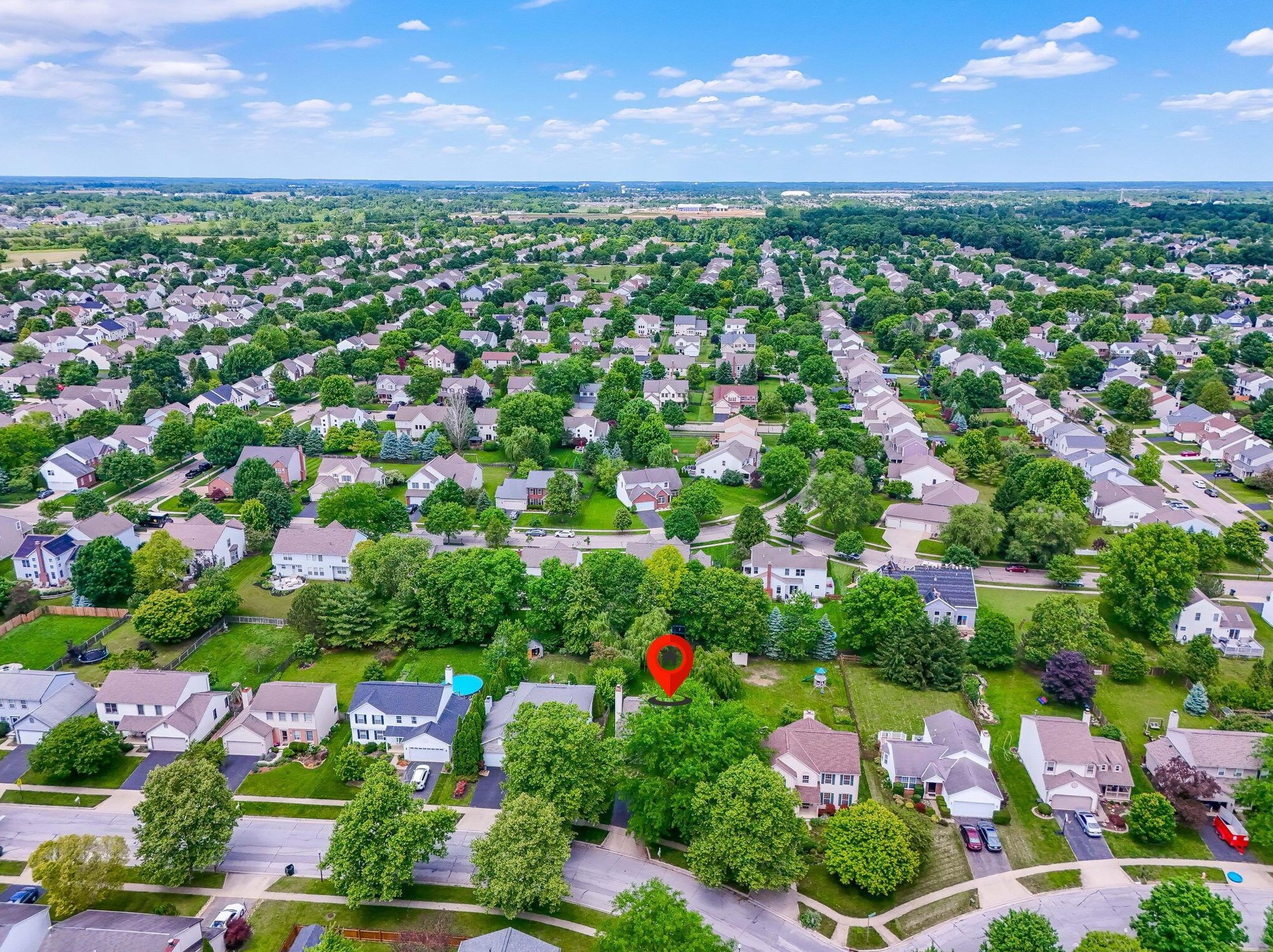 6232 Pinefield Dr, Hilliard OH  43026-7705 exterior