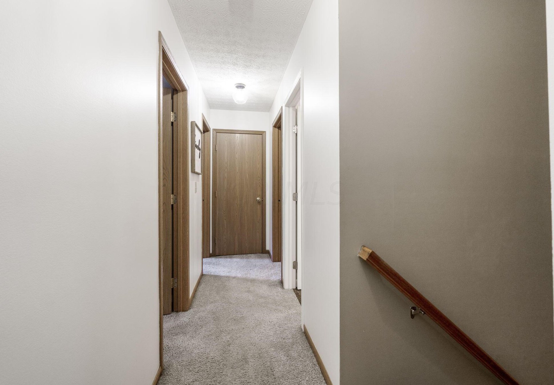 6232 Pinefield Dr, Hilliard OH  43026-7705 exterior