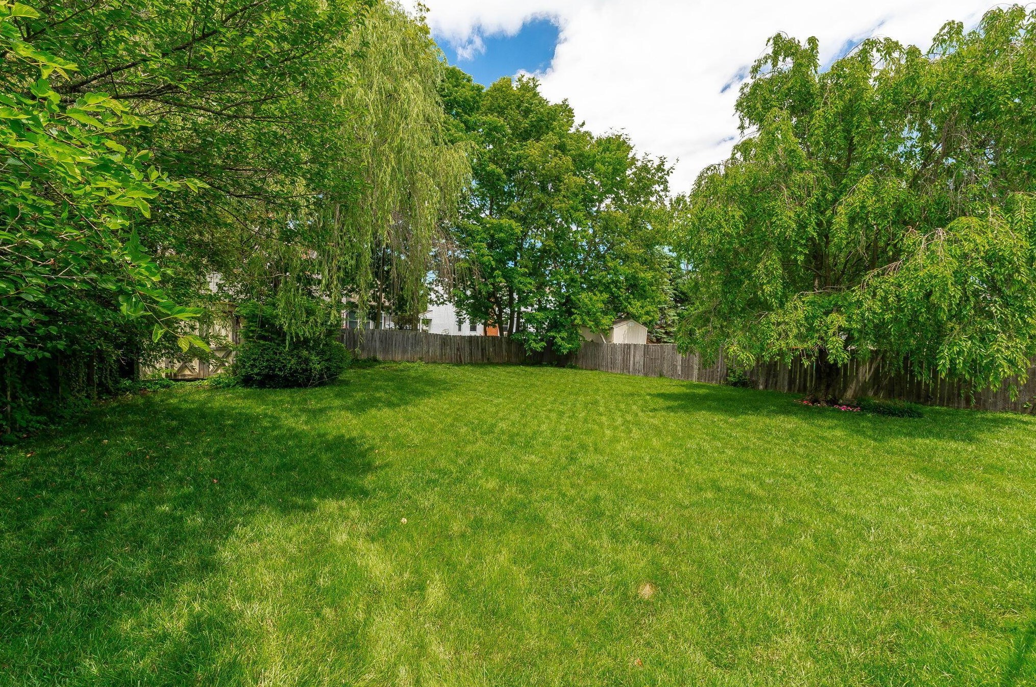 6232 Pinefield Dr, Hilliard OH  43026-7705 exterior