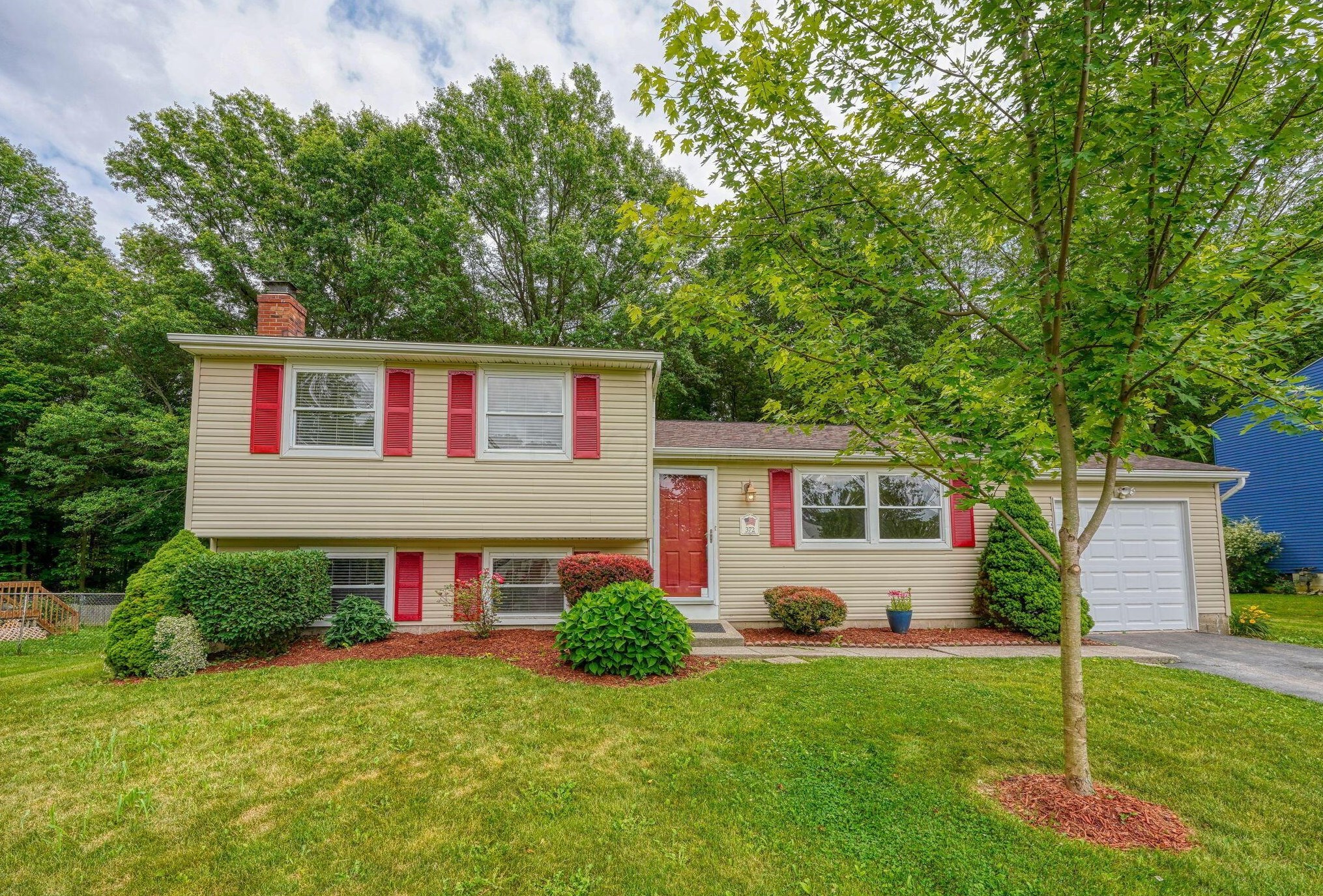 372 Sycamore Dr, Pickerington OH  43147-1399 exterior