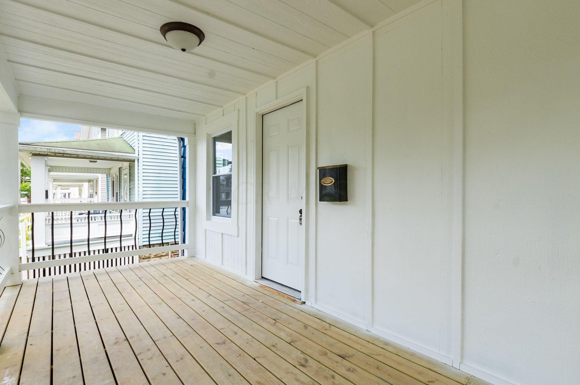 330 Ogden Ave, Columbus OH 43204-3261 exterior