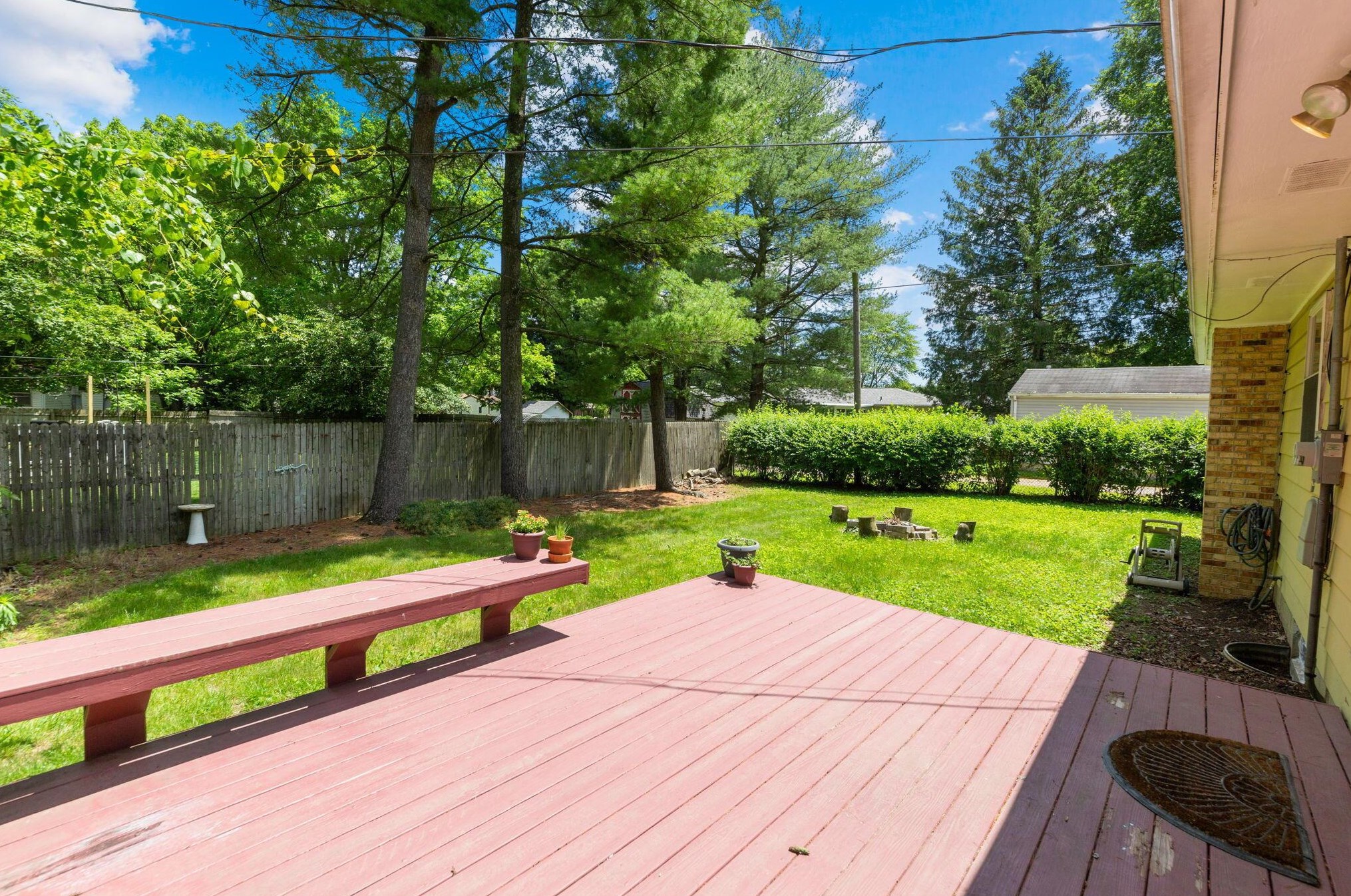 76 Vine St, Pataskala OH  43062-8778 exterior