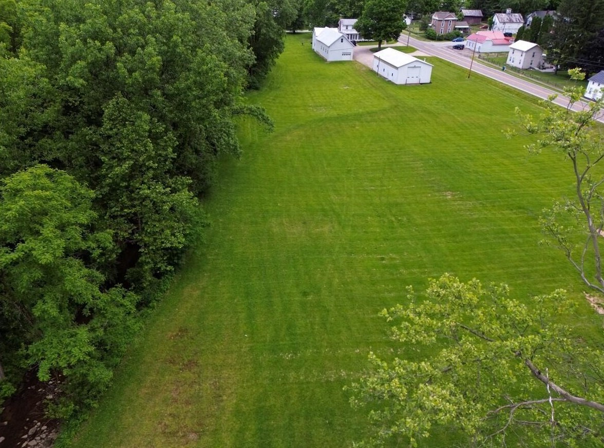 7106 Columbus Rd, Mount Vernon OH  43050-4040 exterior