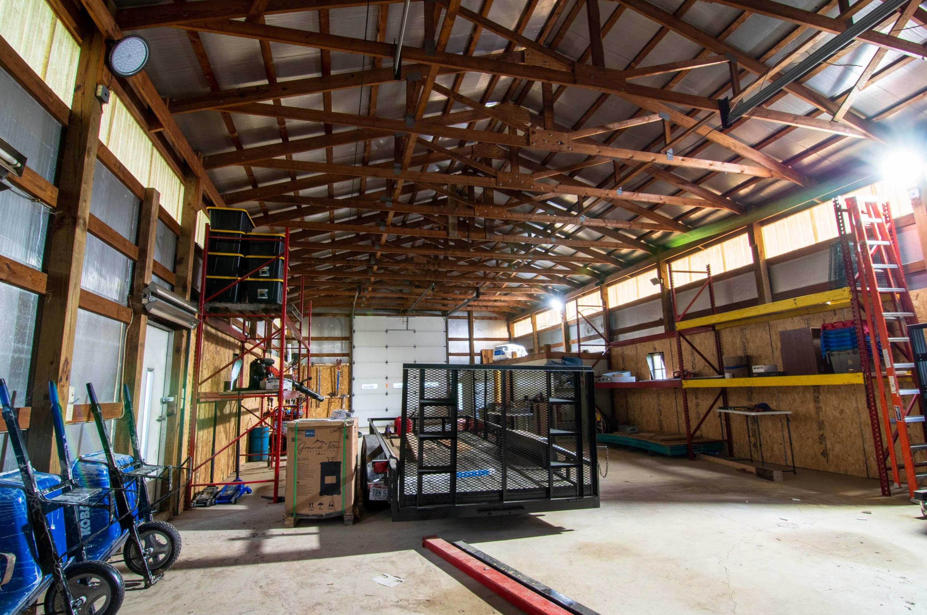 7106 Columbus Rd, Mount Vernon OH  43050-4040 exterior