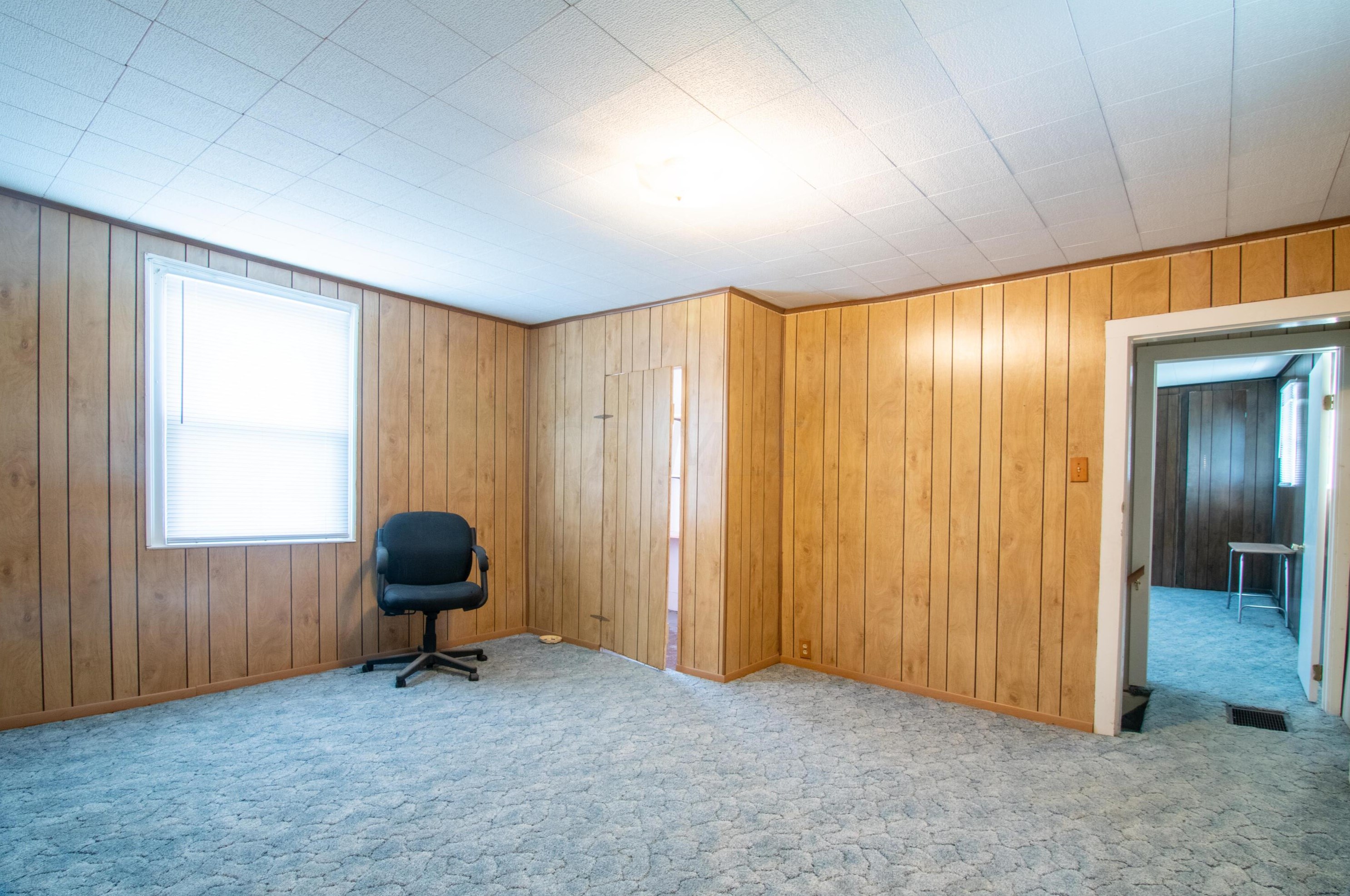 7106 Columbus Rd, Mount Vernon OH  43050-4040 exterior
