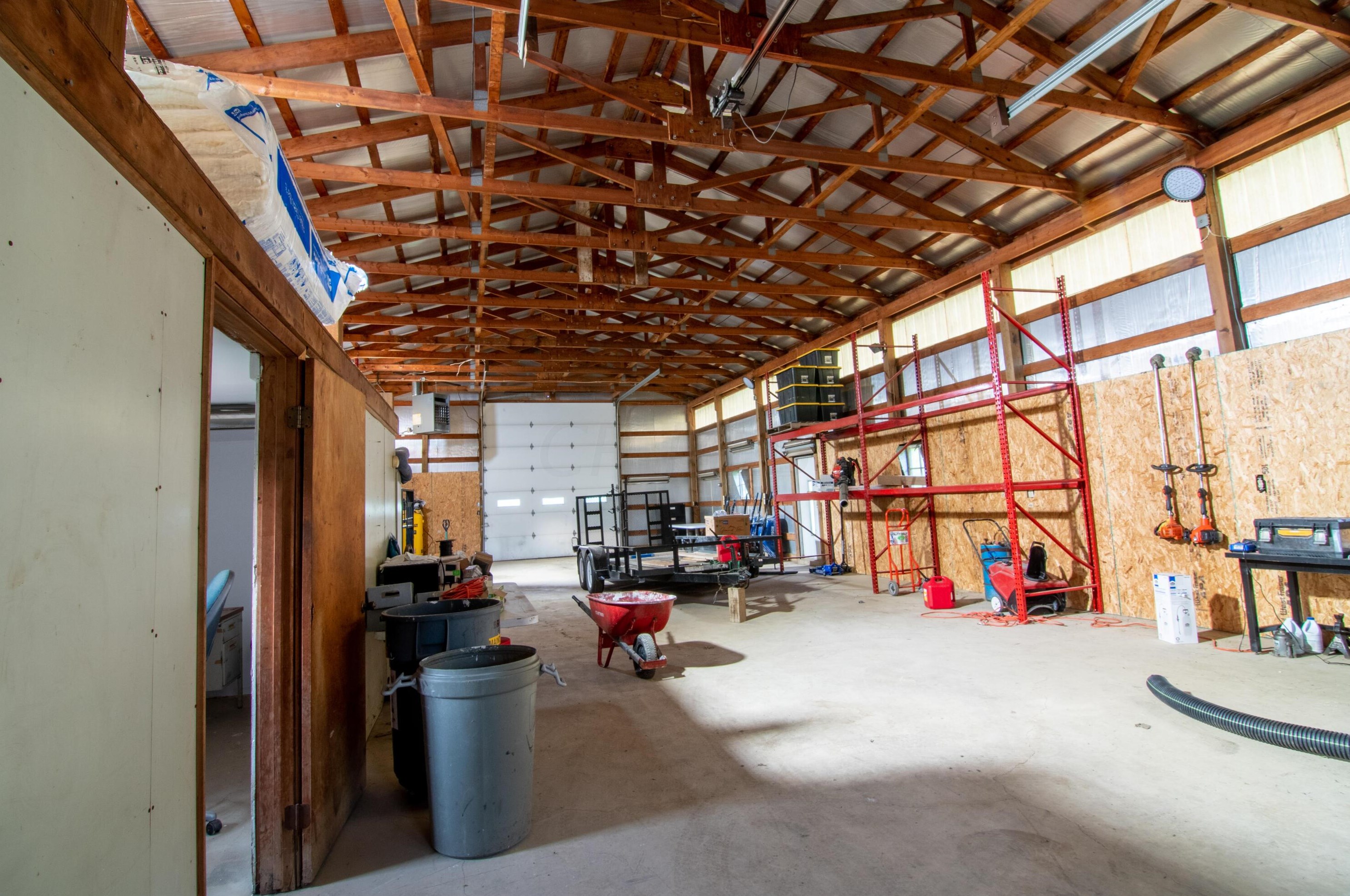 7106 Columbus Rd, Mount Vernon OH  43050-4040 exterior
