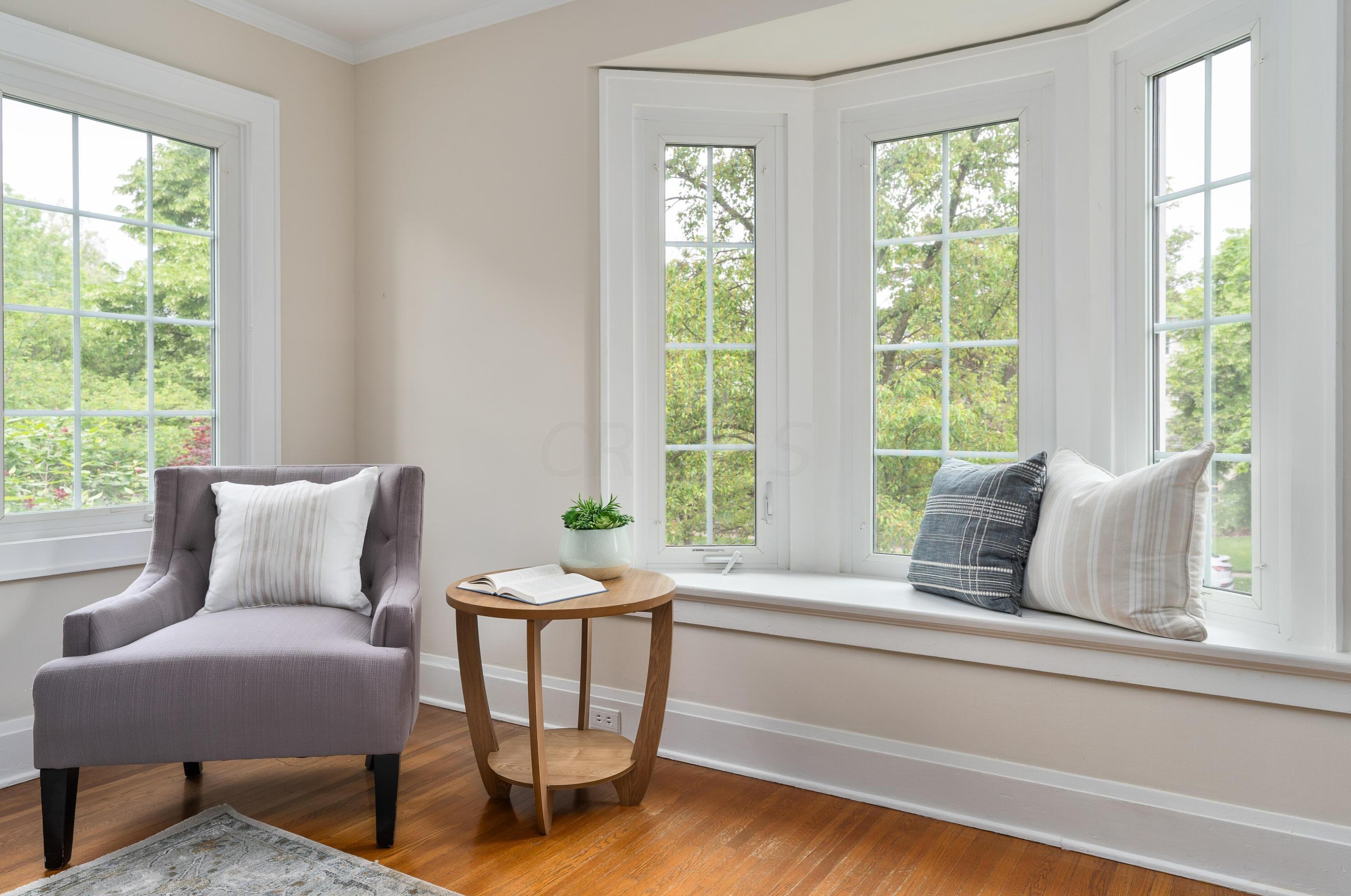 2347 Bexley Park Rd, Columbus OH 43209-2231 exterior