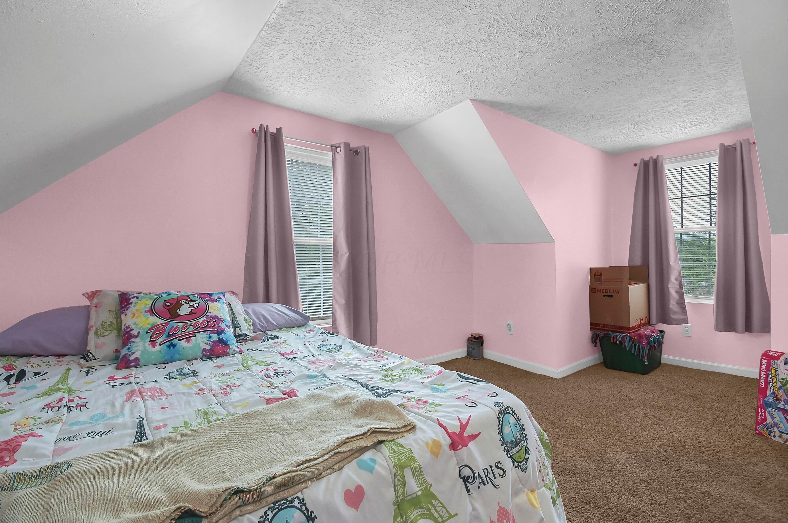 1033 Harrisburg Pike, Columbus OH 43223-2851 exterior