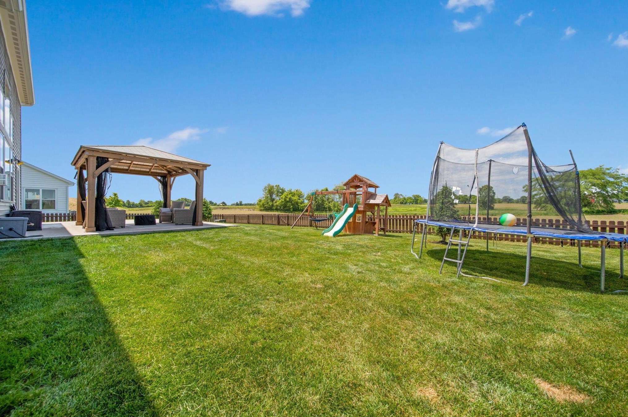 184 Thrush Cir, Pickerington OH  43147-7796 exterior