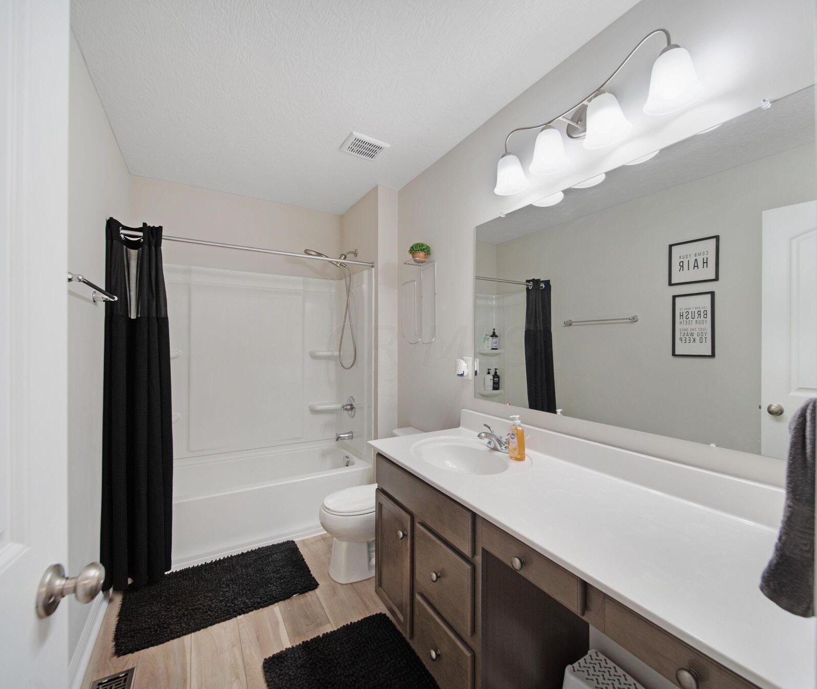 184 Thrush Cir, Pickerington OH  43147-7796 exterior