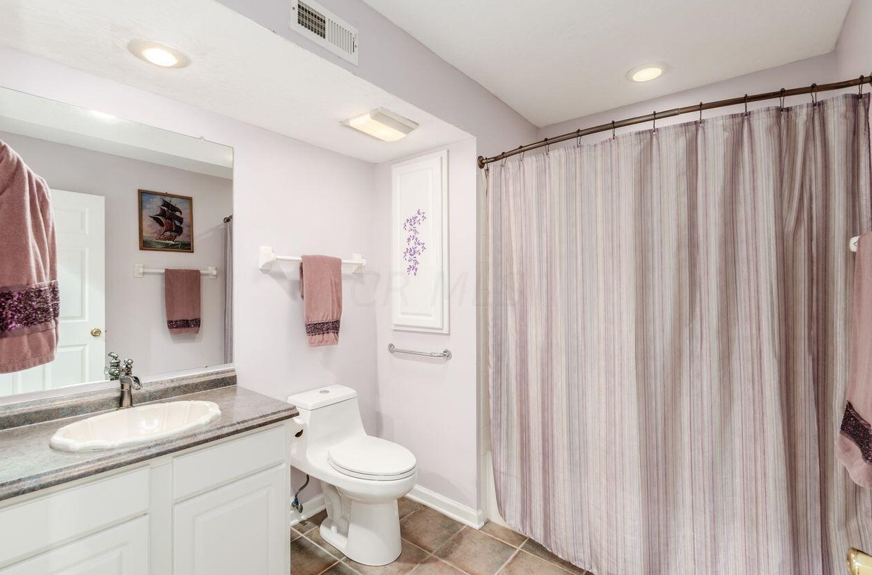 599 Buckthorn Way, Columbus OH exterior