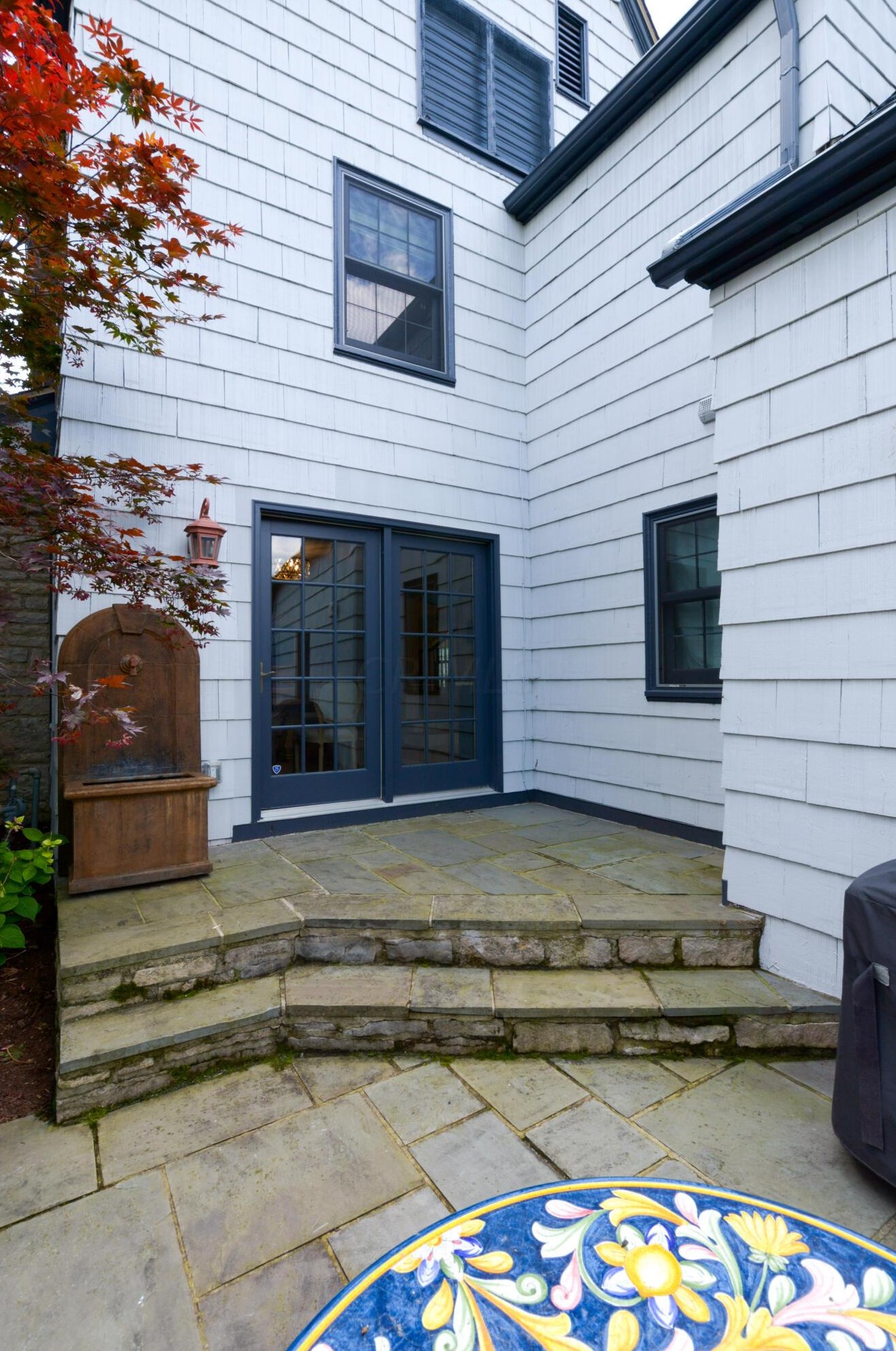 1826 Baldridge Rd, Columbus OH 43221-3811 exterior