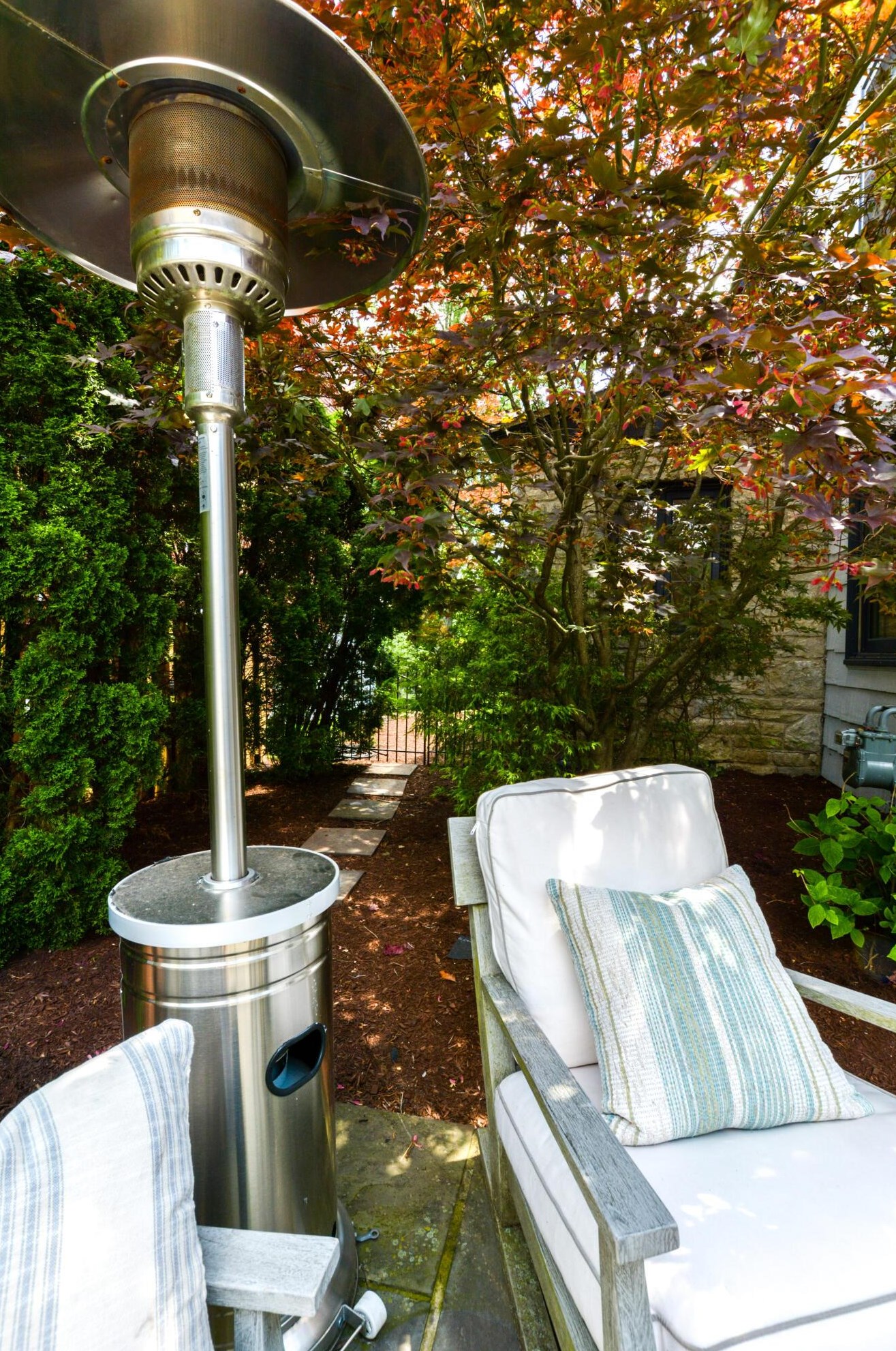 1826 Baldridge Rd, Columbus OH 43221-3811 exterior