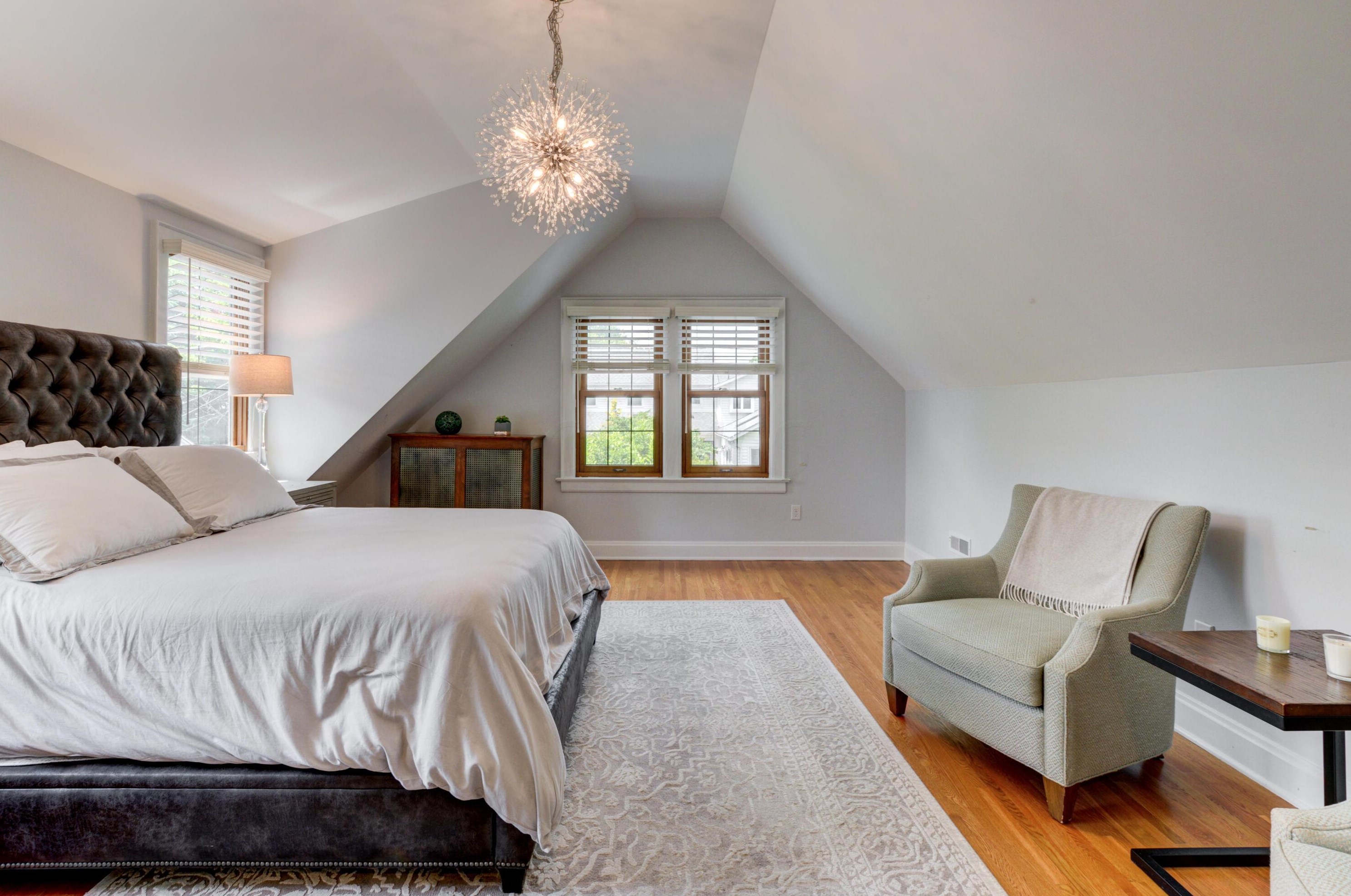 1826 Baldridge Rd, Columbus OH 43221-3811 exterior