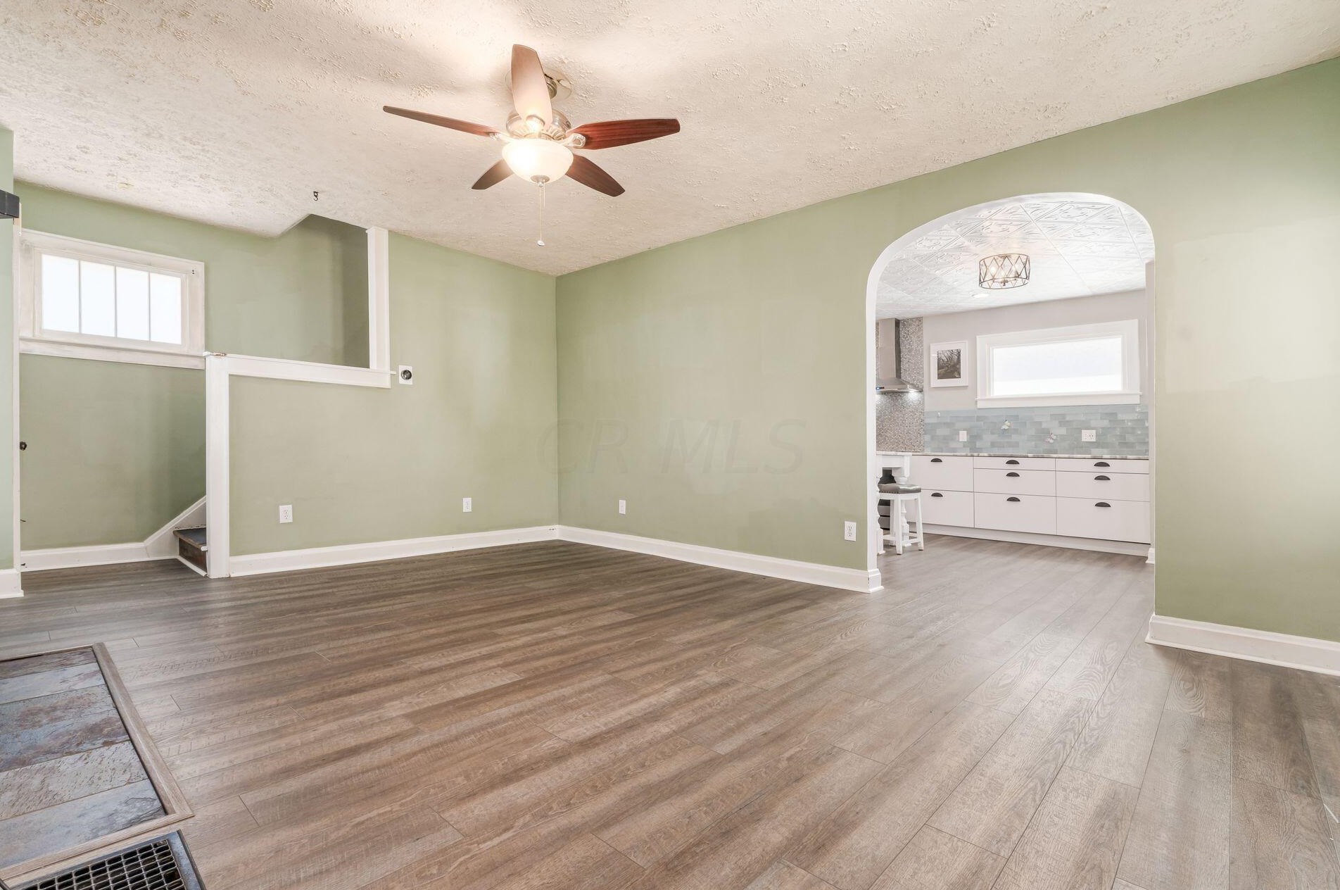 650 Hilltonia Ave, Columbus OH 43223-1704 exterior