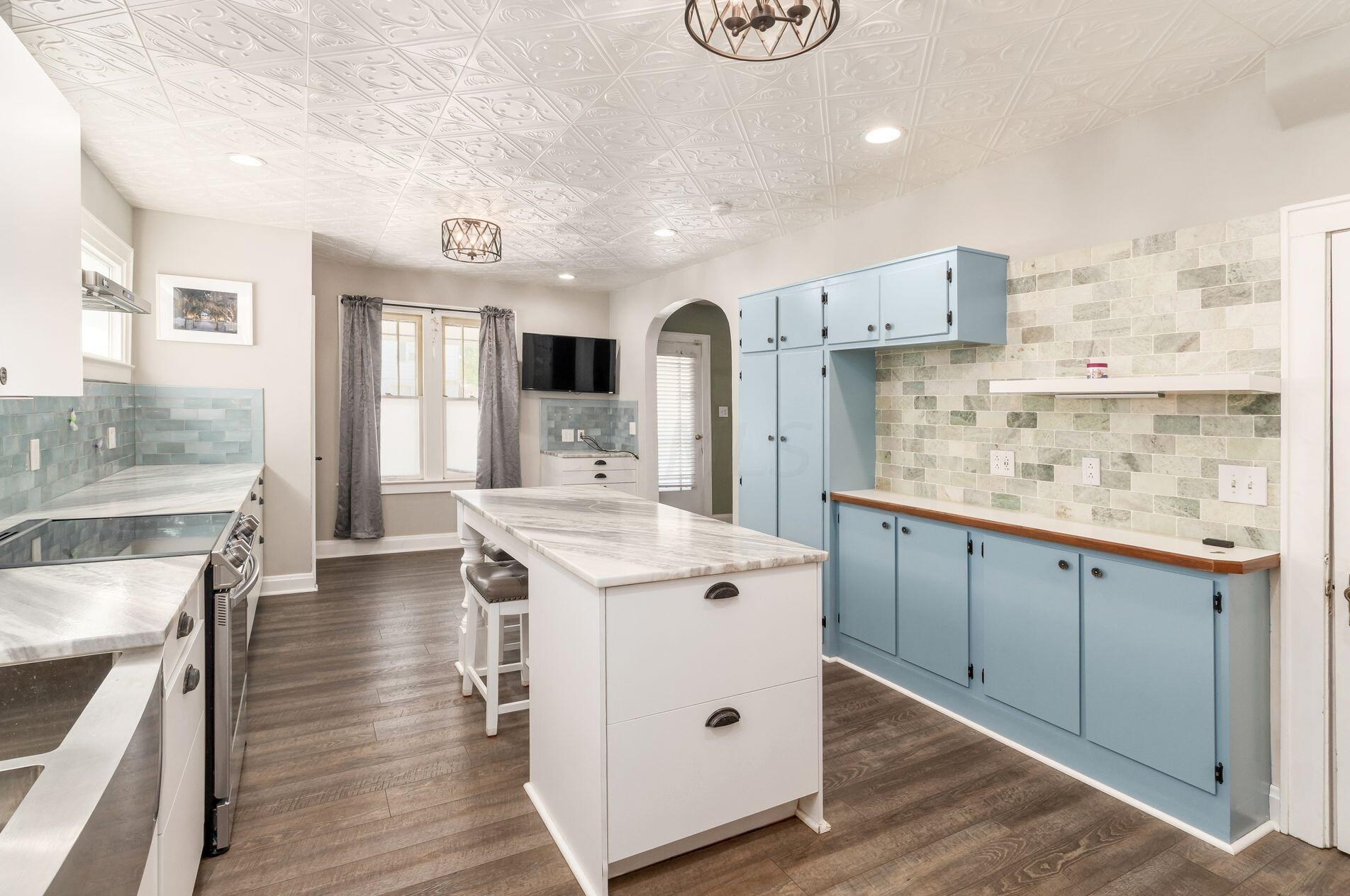 650 Hilltonia Ave, Columbus OH 43223-1704 exterior