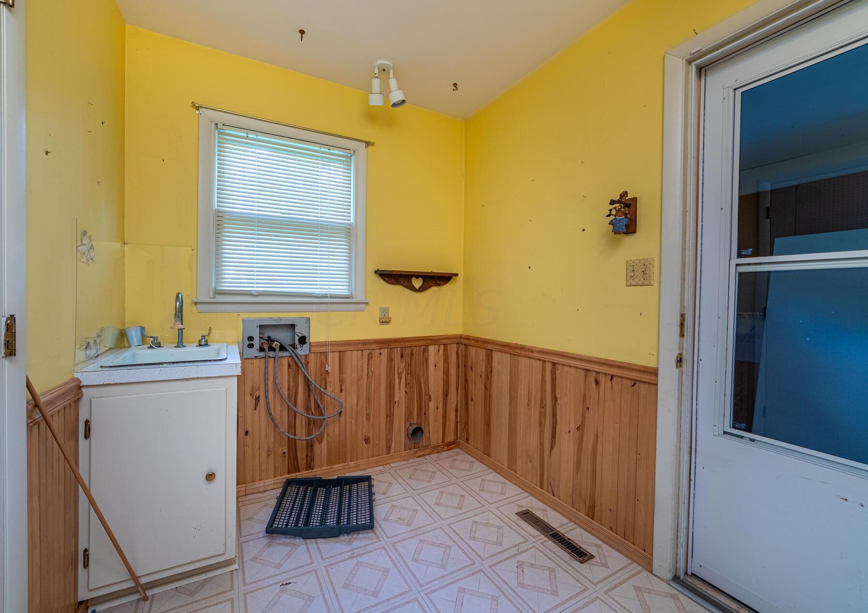 749 Harding, Marion OH 43302-6540 exterior