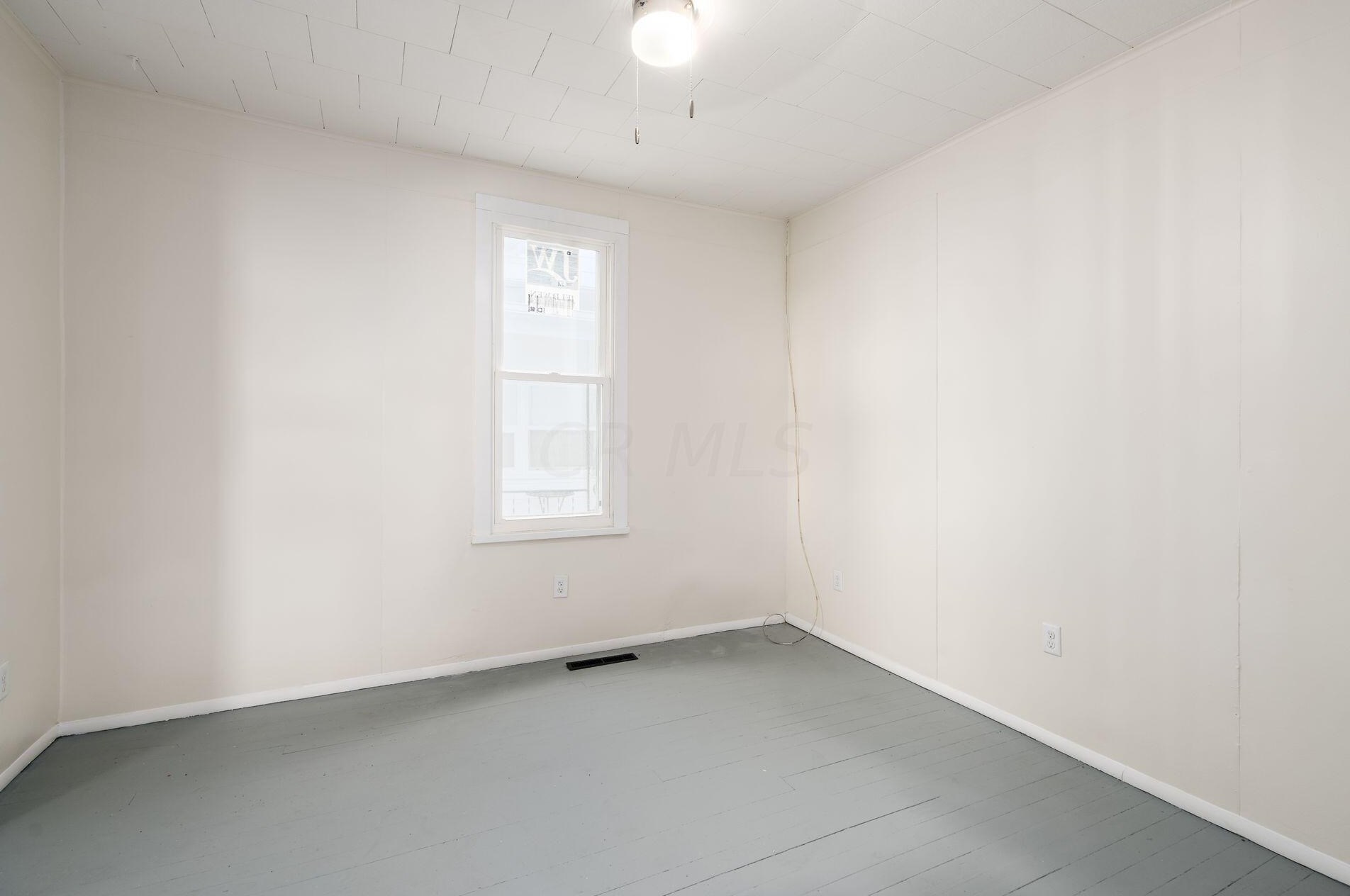 1473 Thomas Ave, Columbus OH  43223-1927 exterior