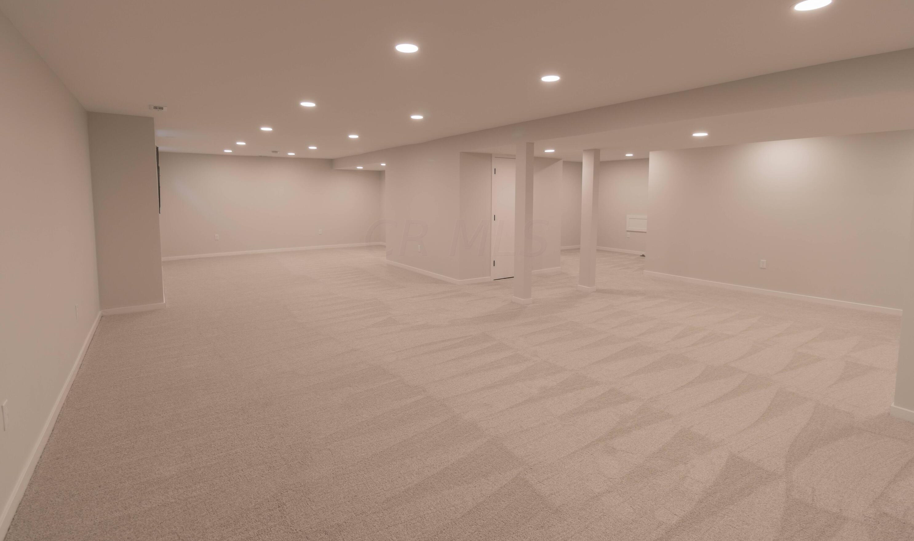 563 Laurel Ridge Dr, Columbus OH  43230-6106 exterior