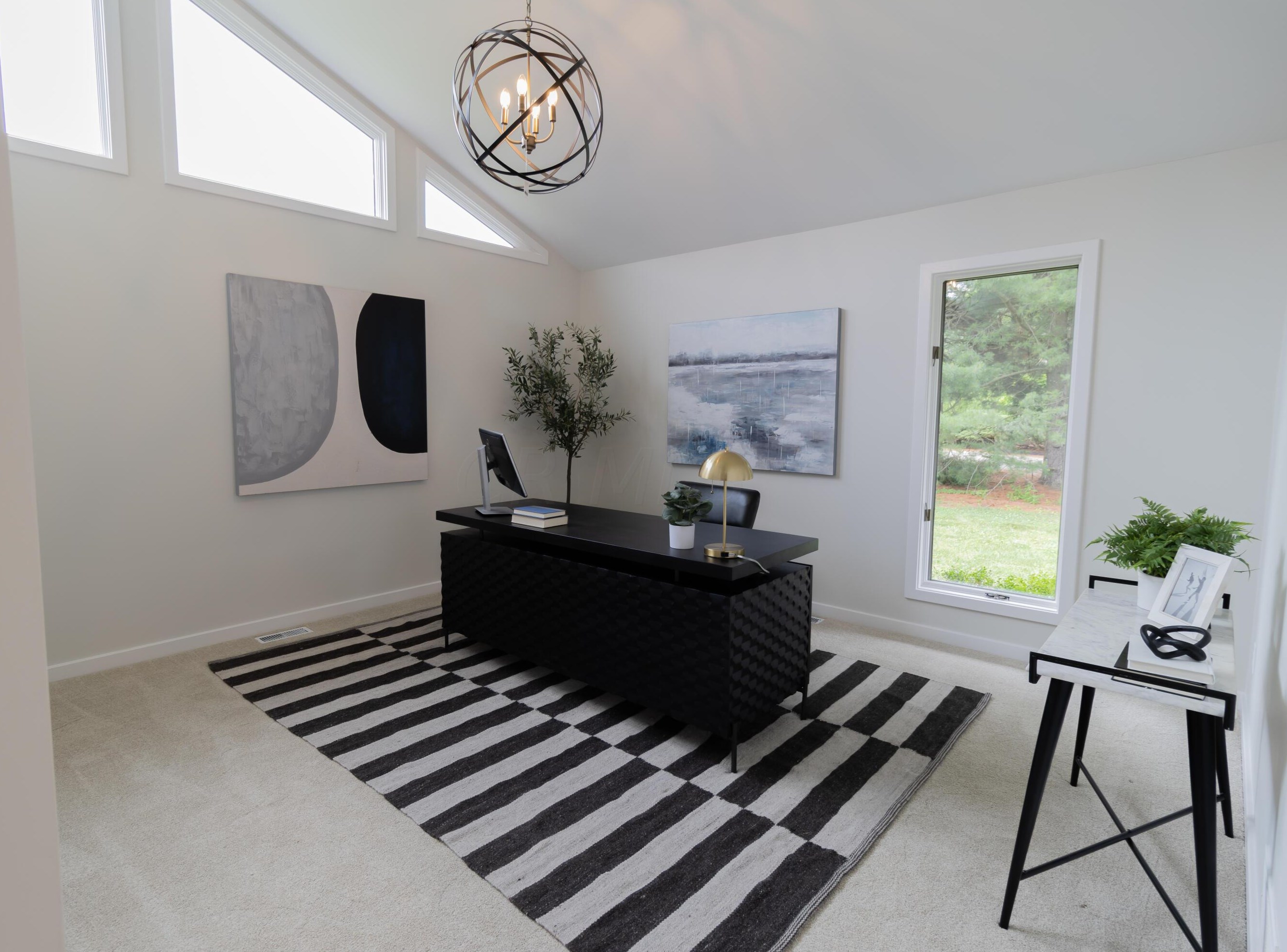 563 Laurel Ridge Dr, Columbus OH  43230-6106 exterior