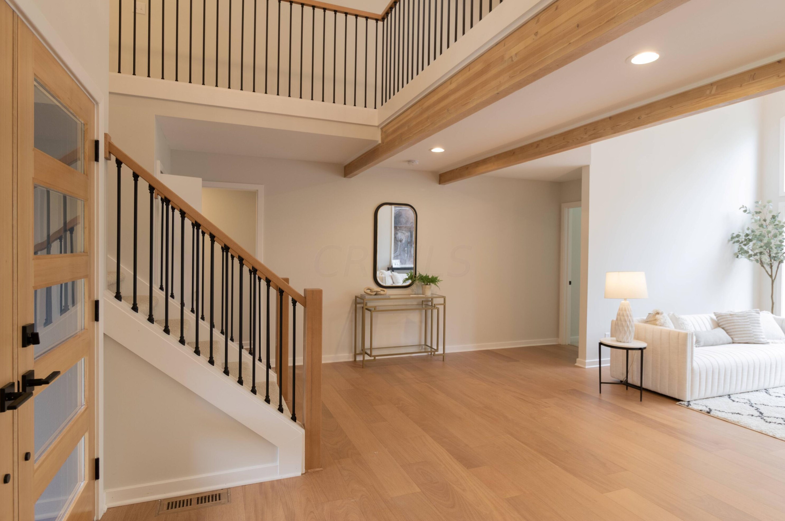 563 Laurel Ridge Dr, Columbus OH  43230-6106 exterior