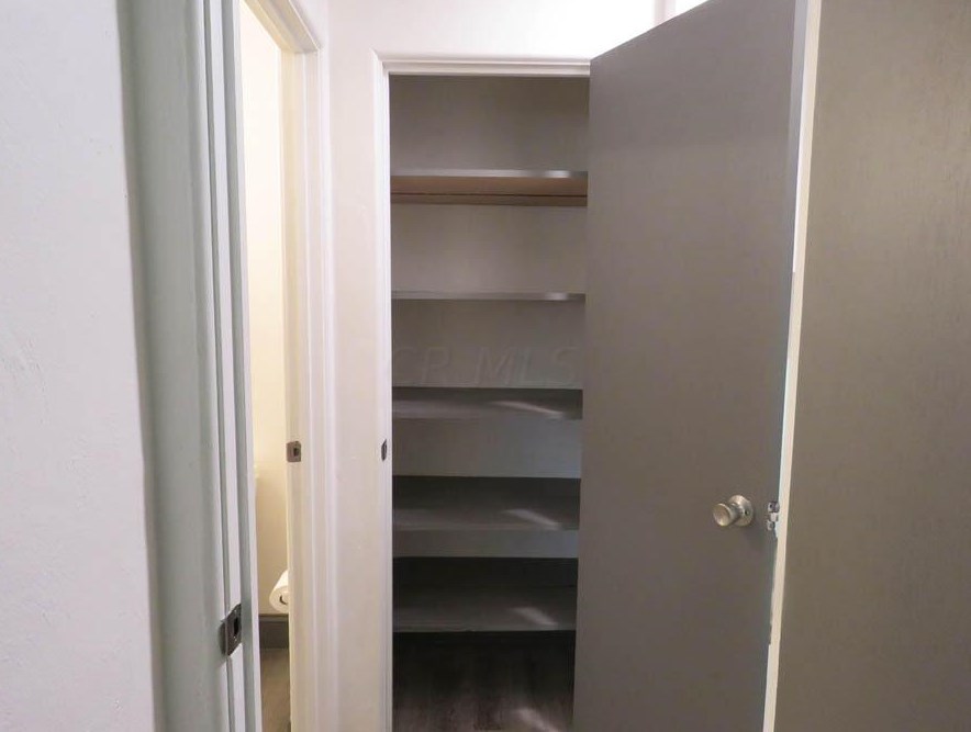 176 Hague Ave, Columbus OH 43204-1617 exterior