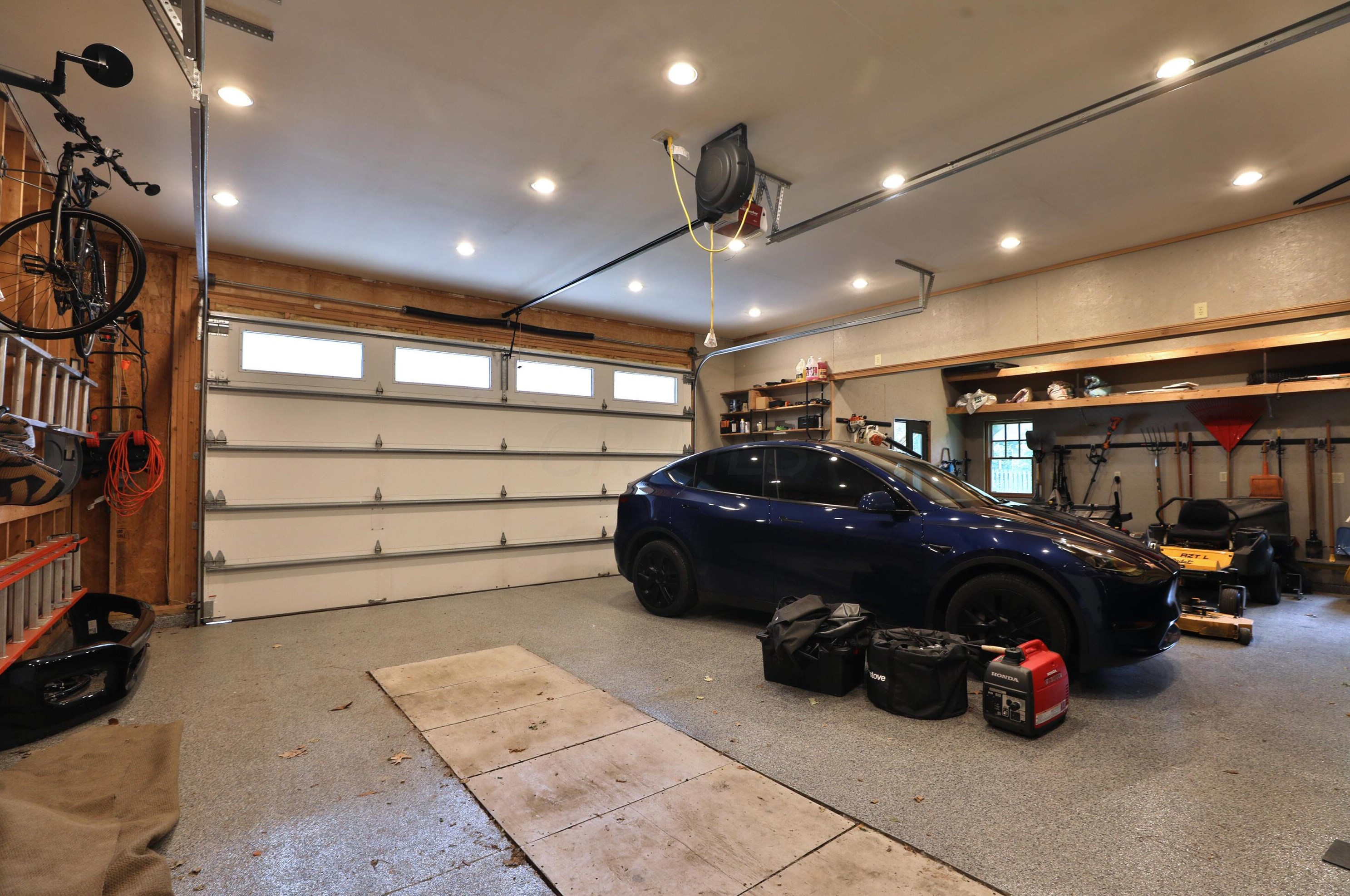 5803 Dover Ct, Columbus OH 43085-3806 exterior